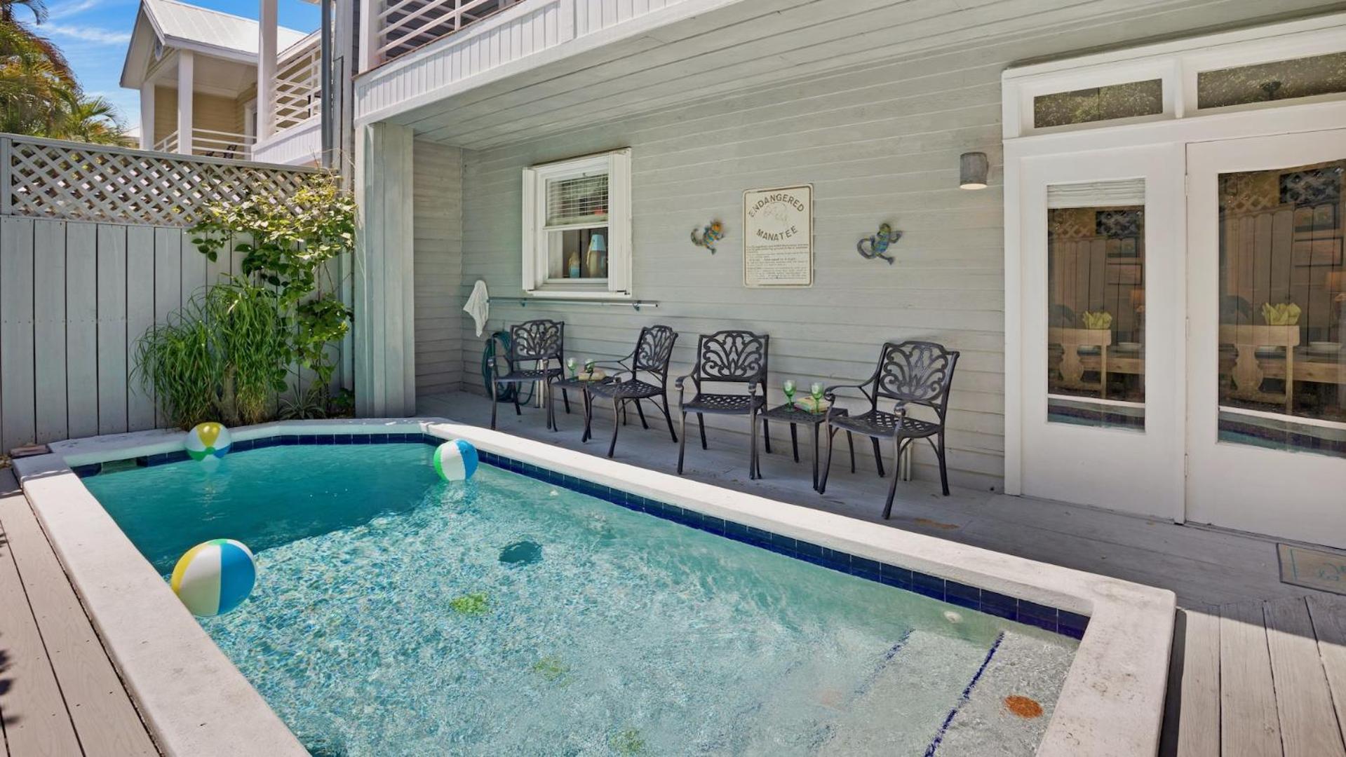 Americana Tropicale By Last Key Realty