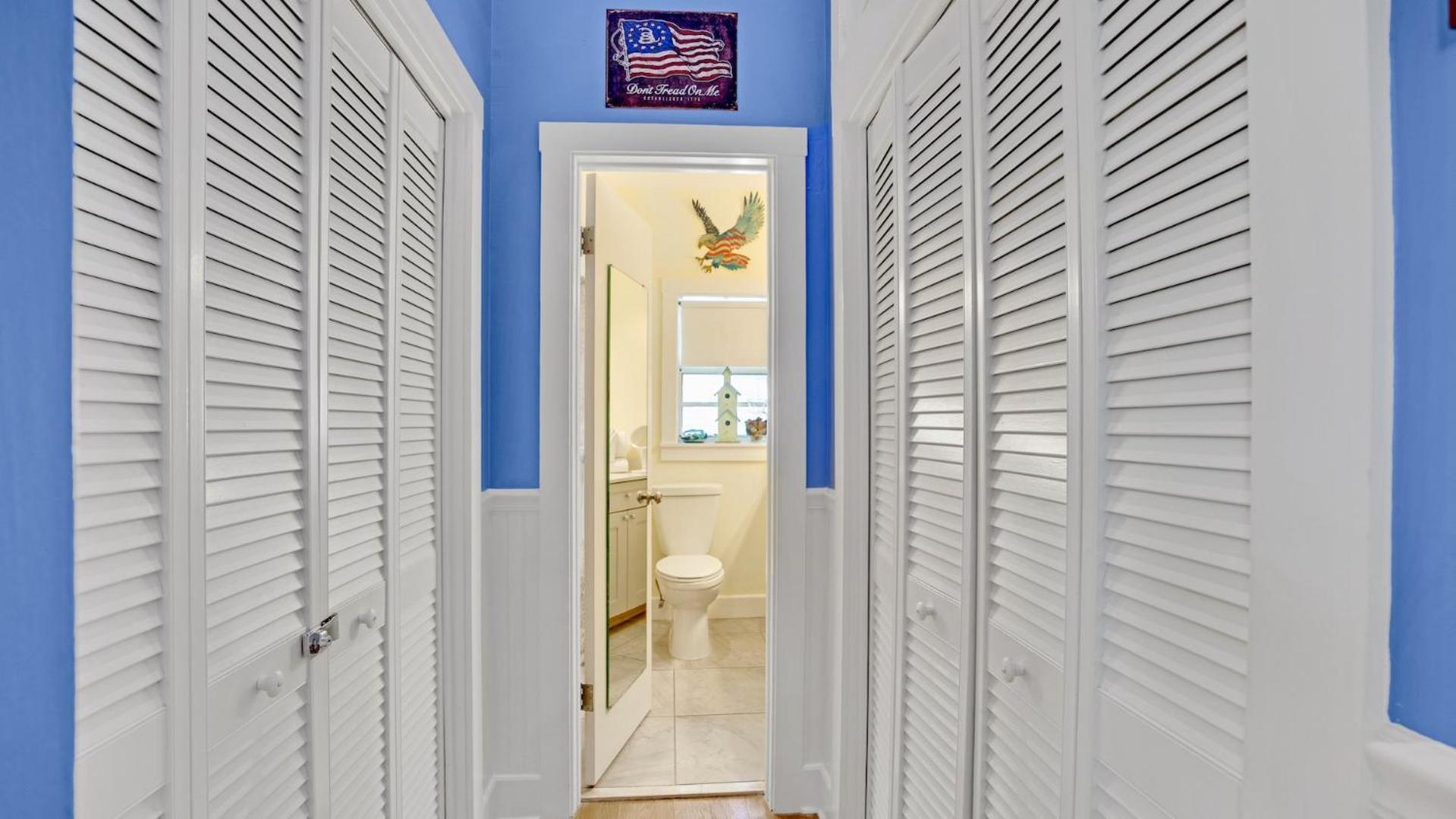 Americana Tropicale By Last Key Realty *