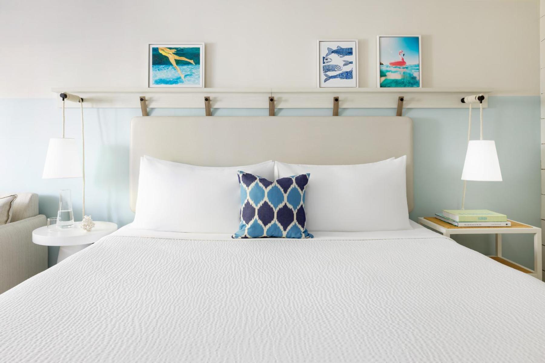 24 North 4* Key West