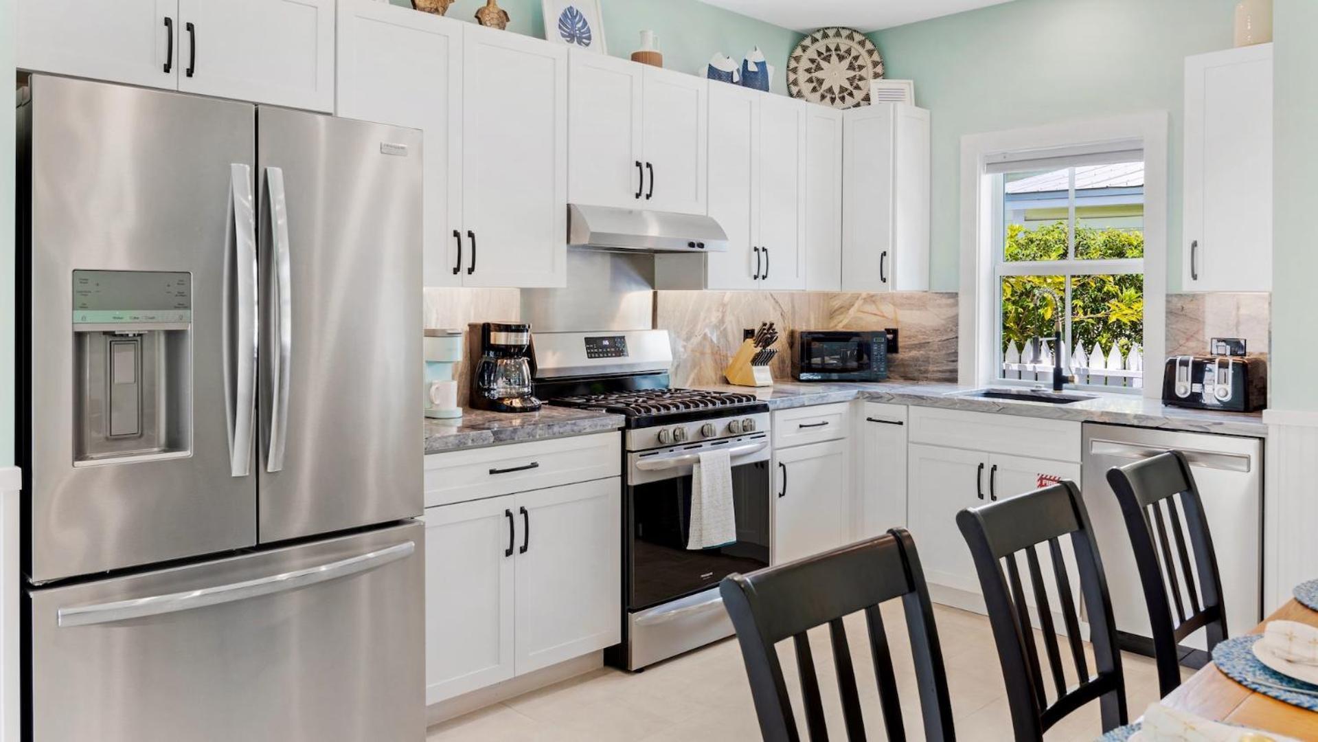 Duke Of Catherine By Last Key Realty * Key West