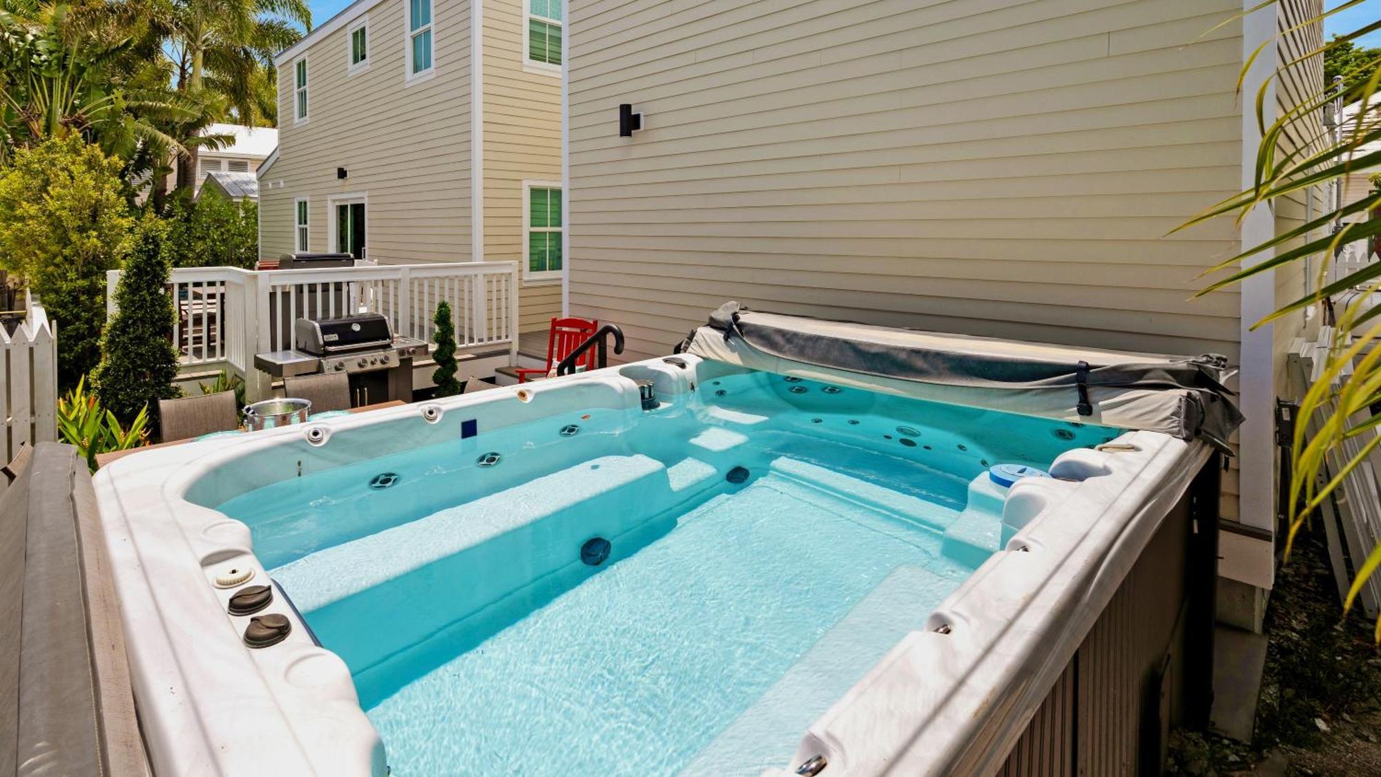 Duke Of Catherine By Last Key Realty Key West