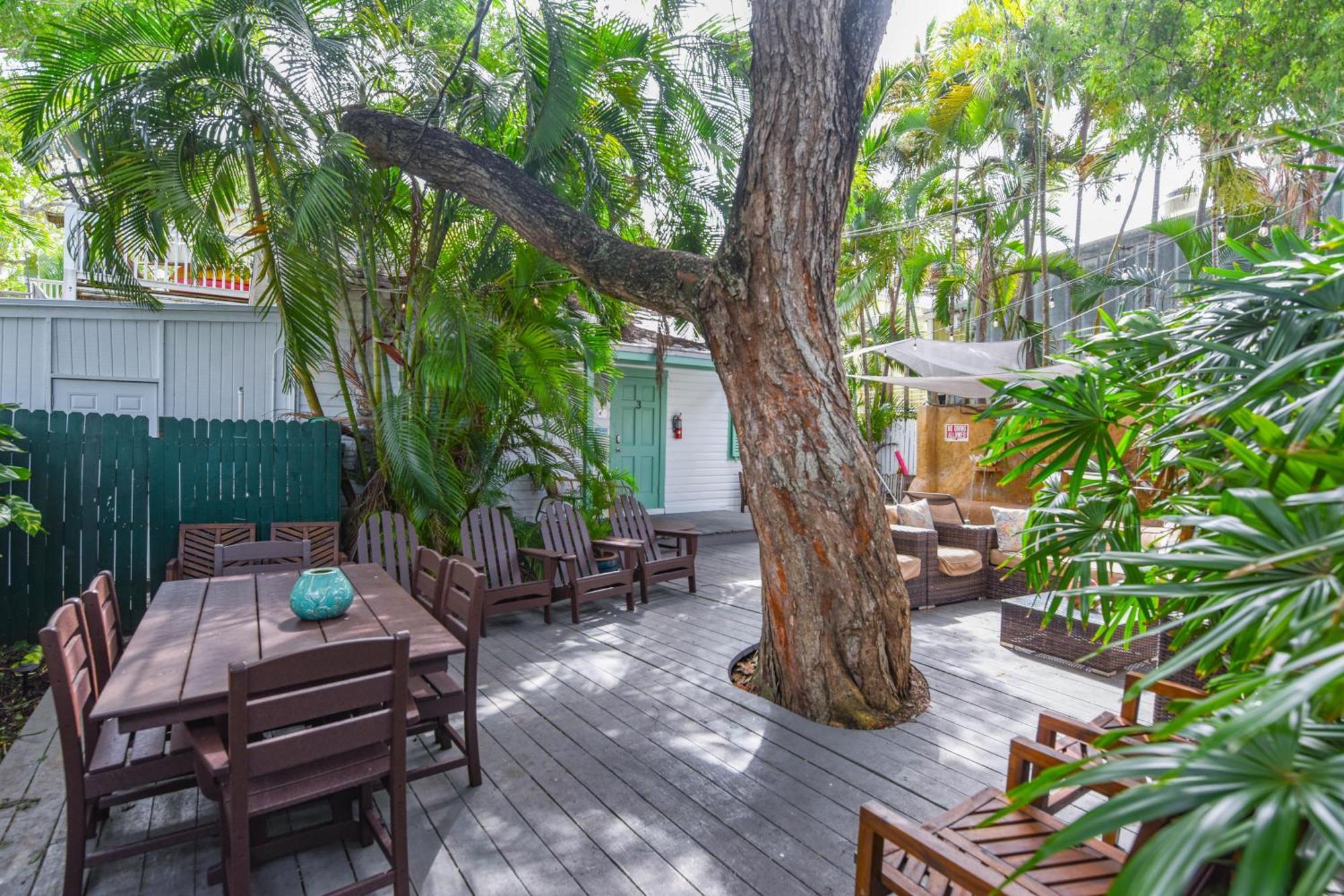 African Queen - Harbor Walk Hideaways Key West