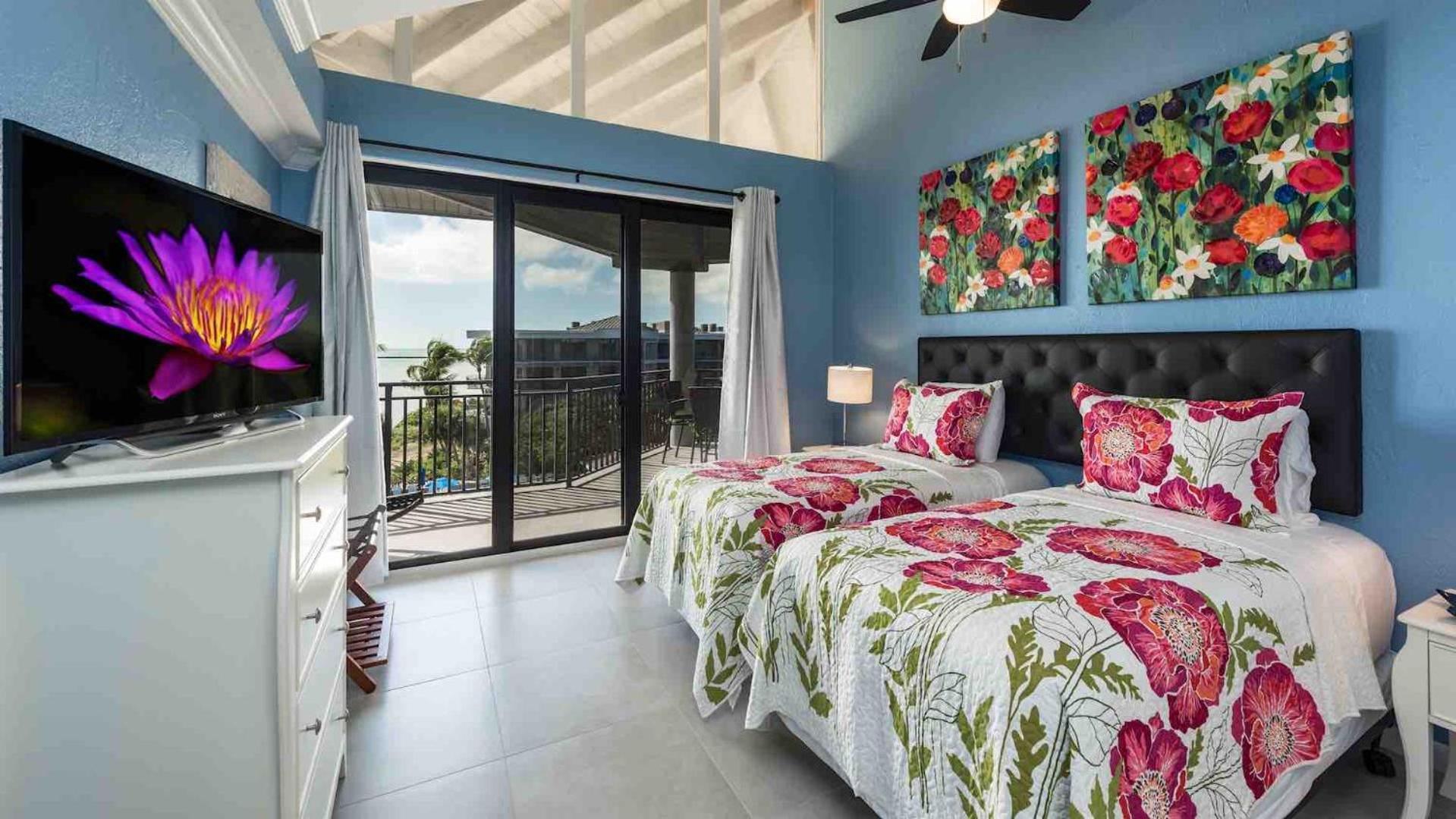 Neptunes Penthouse By Last Key Realty