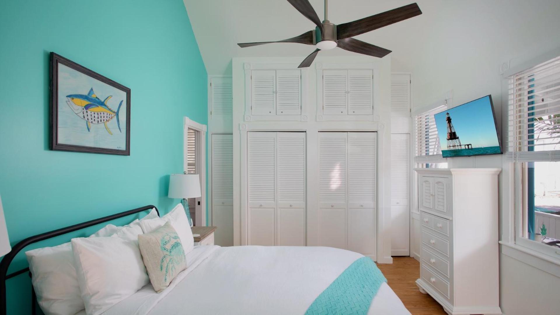 The Poetic Pineapple By Last Key Realty * Key West