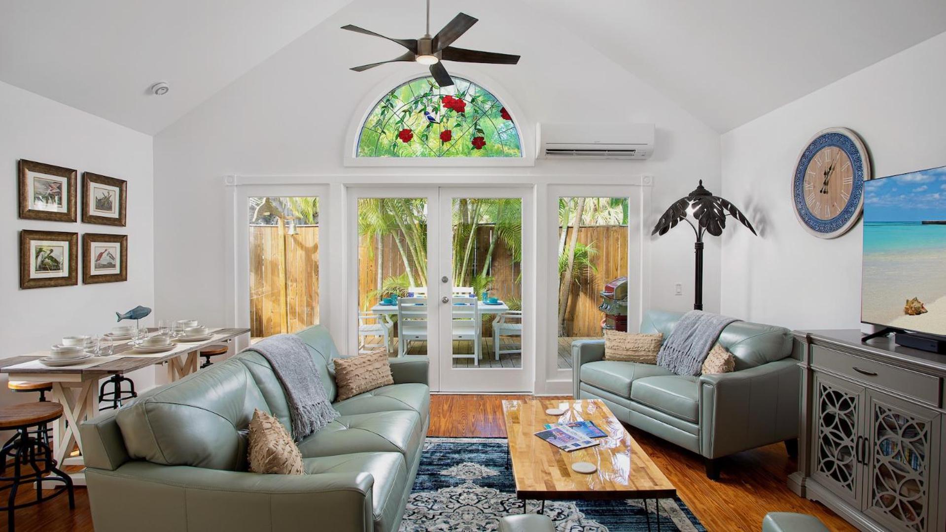 Holiday home The Poetic Pineapple By Last Key Realty *