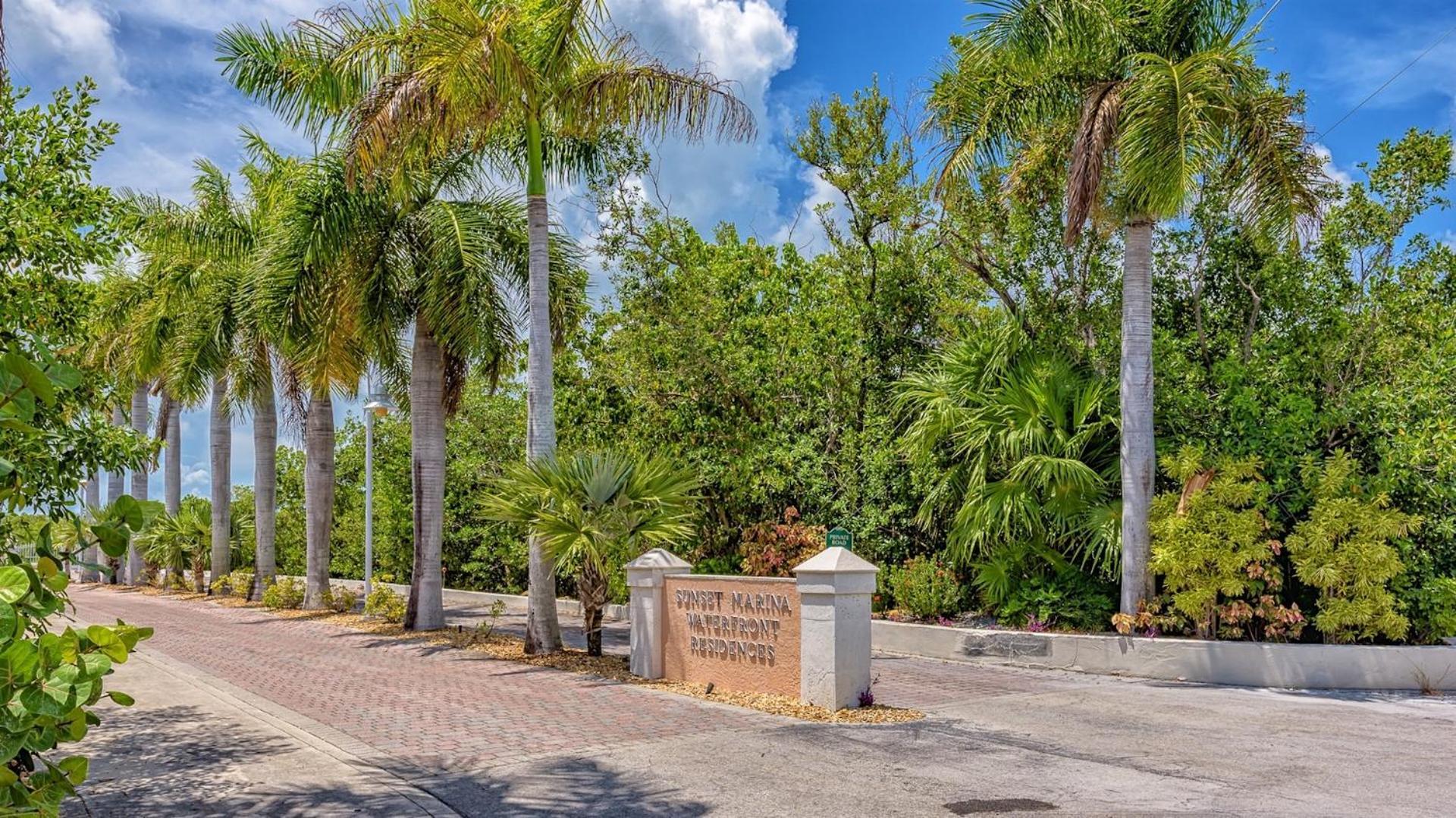 Apartment Sundrenched Reflections By Last Key Realty Key West