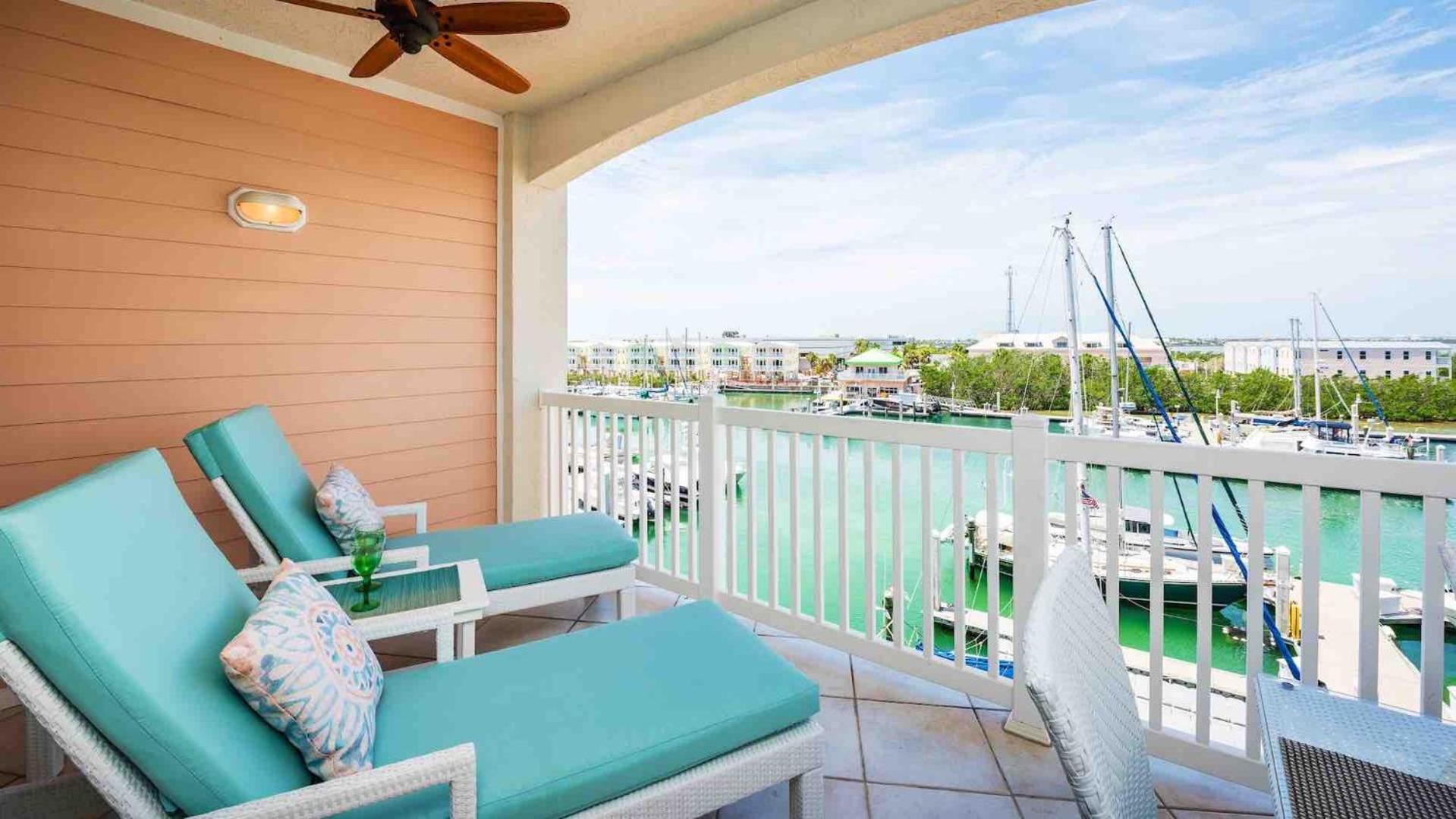 Sunset Dreams By Last Key Realty Apartment