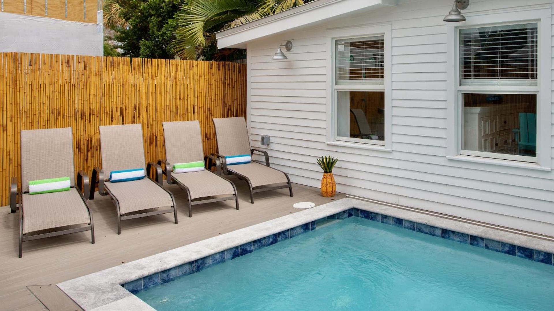 Queen Of Louisa By Last Key Realty Key West