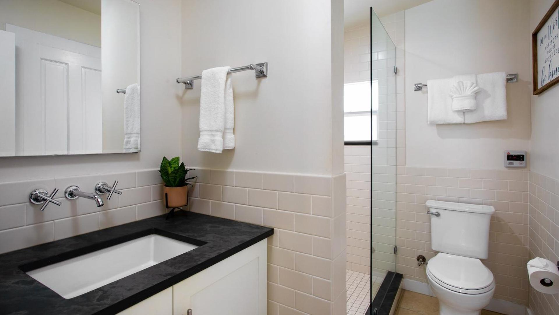 Queen Of Louisa By Last Key Realty *