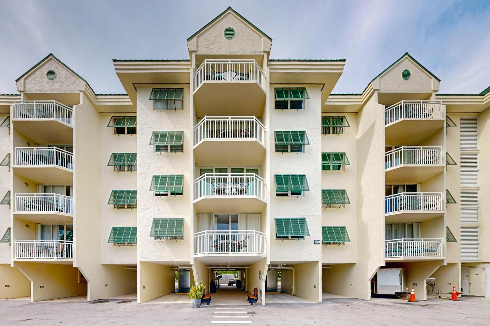 Sunrise - Saint Kitts 412 Apartment