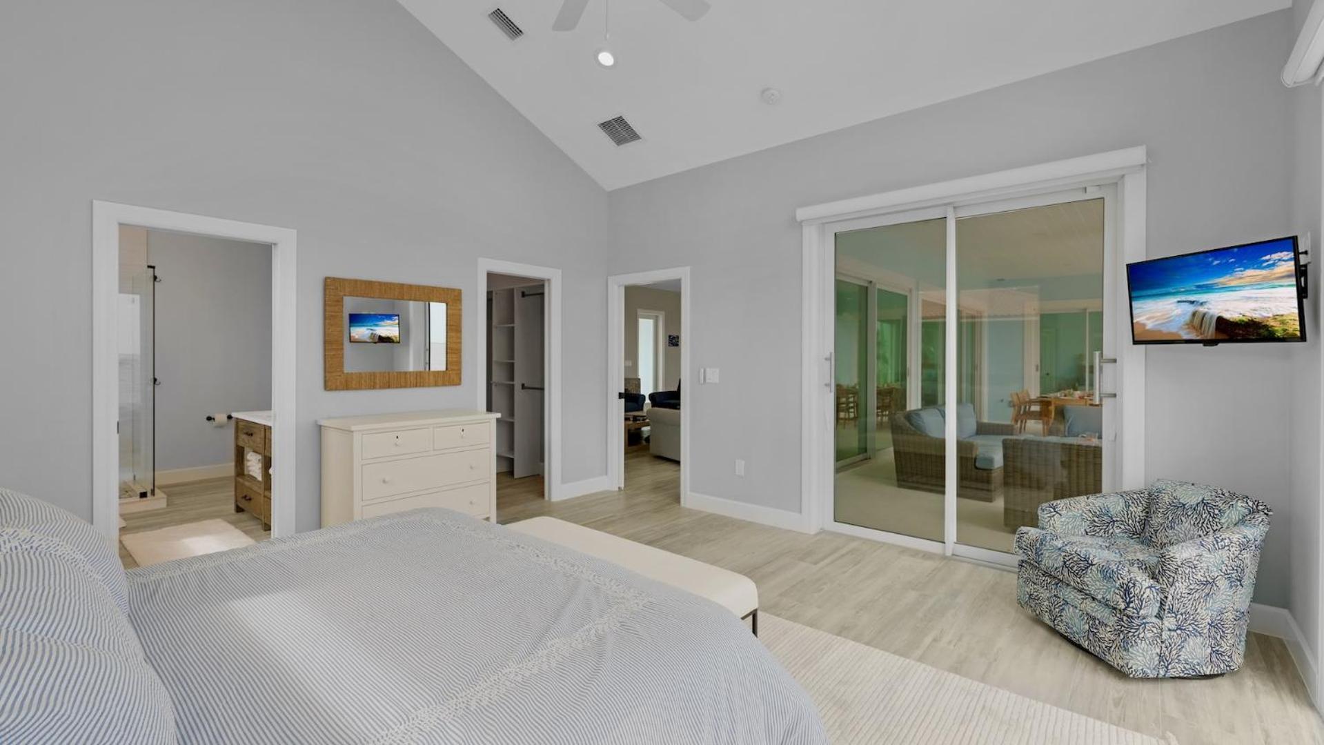 Oceanfront Oasis By Last Key Realty Holiday home Key West