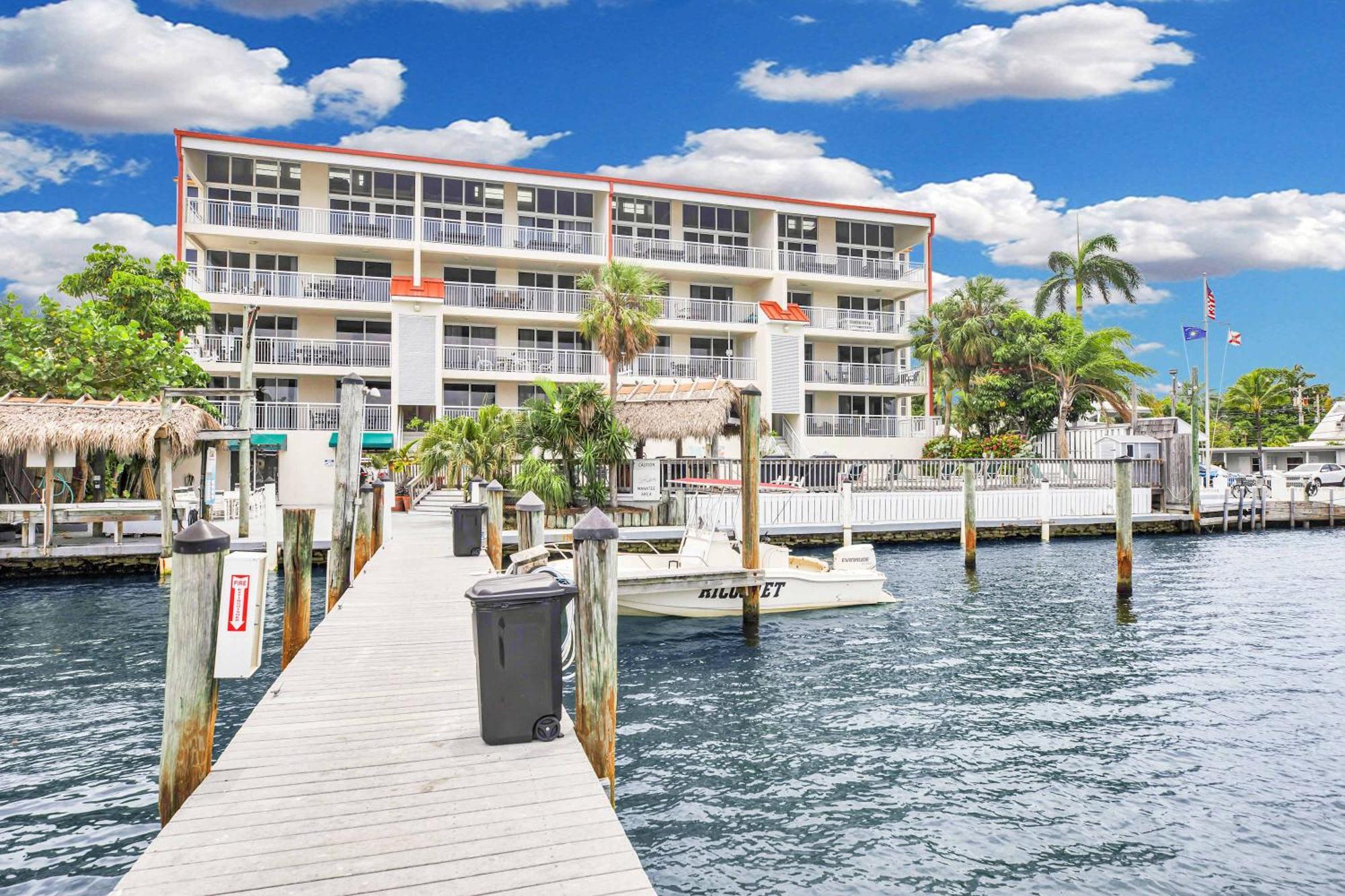 Holiday home St Thomas - Waterfront Penthouse Sleeps 16 W Pool & Boat Dock