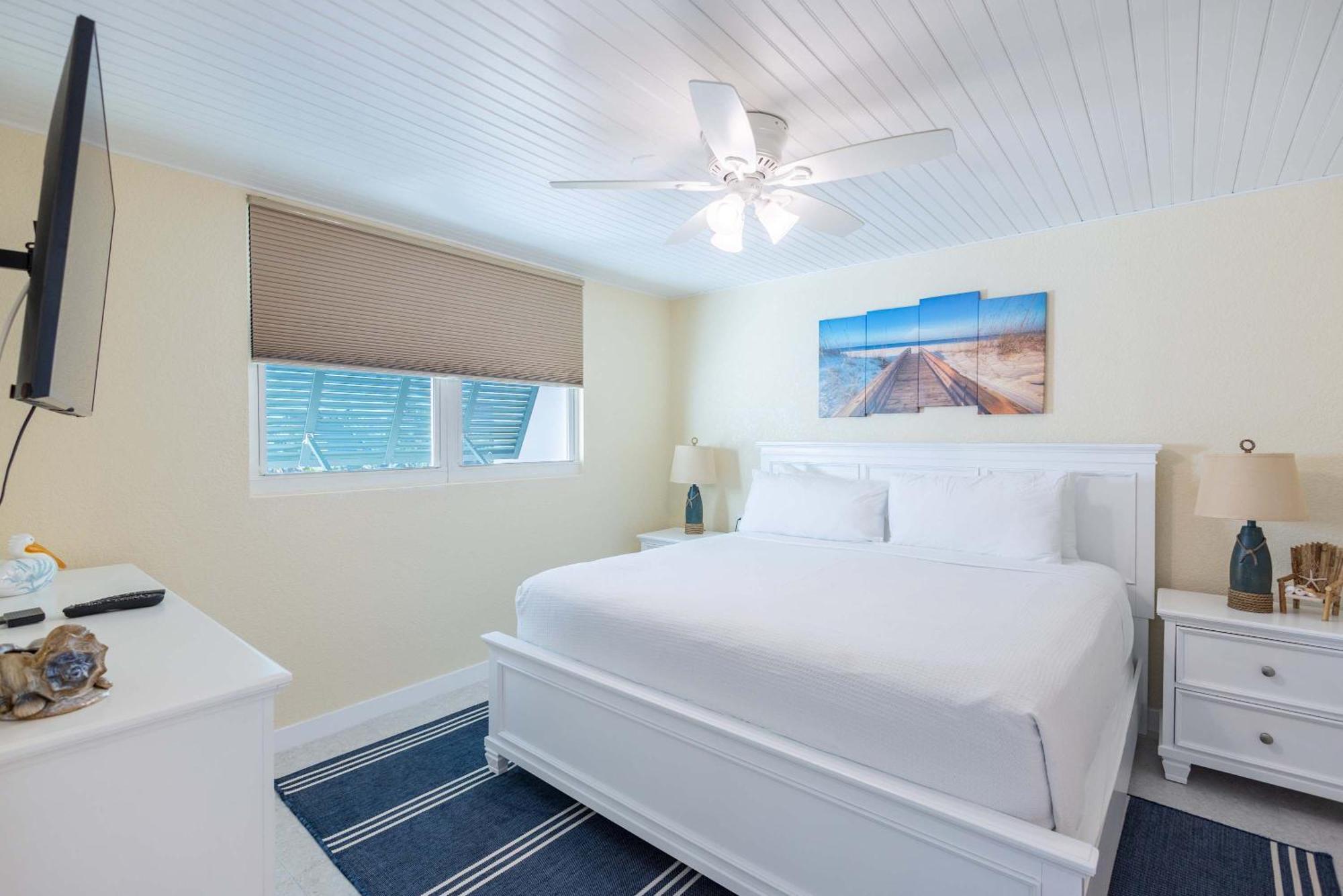 The Exuma Cay -pool View & Parking Holiday home Key West