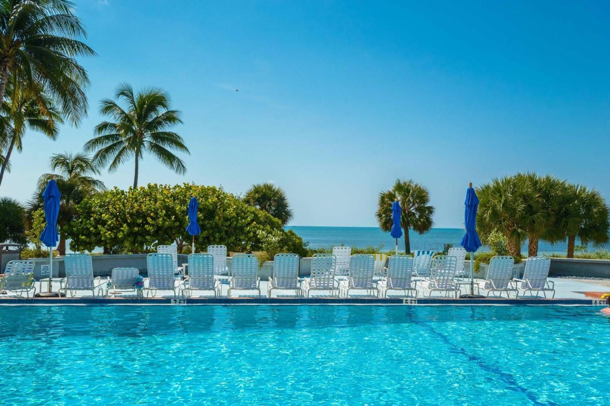 Holiday home Atlantic Paradise By Avantstay Great Location W Balcony Outdoor Dining Shared Pool Hot Tub *