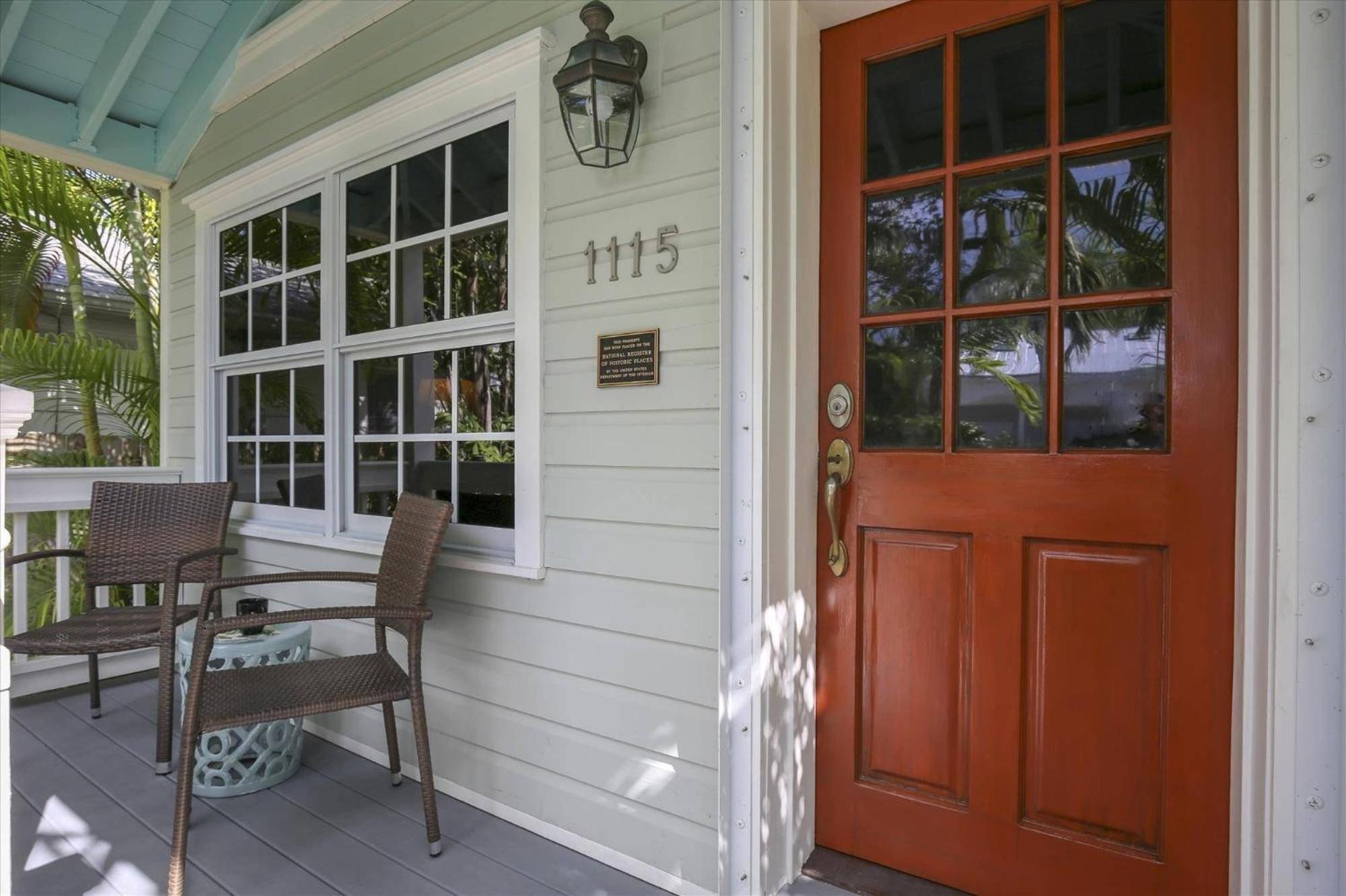Holiday home Paradise Palms: Beachside Getaway With Outdoor Living *