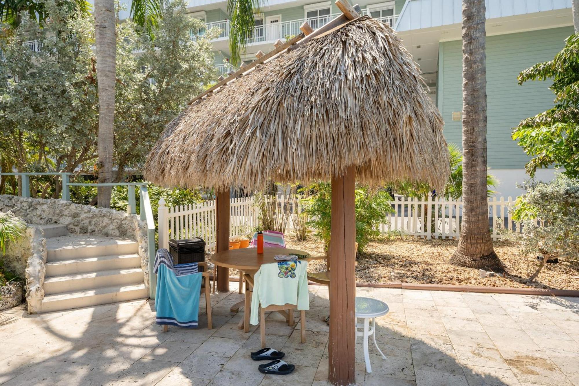 Brisa Del Mar By Avantstay Communal Pool Gated Community Ocean Front Holiday home Key West
