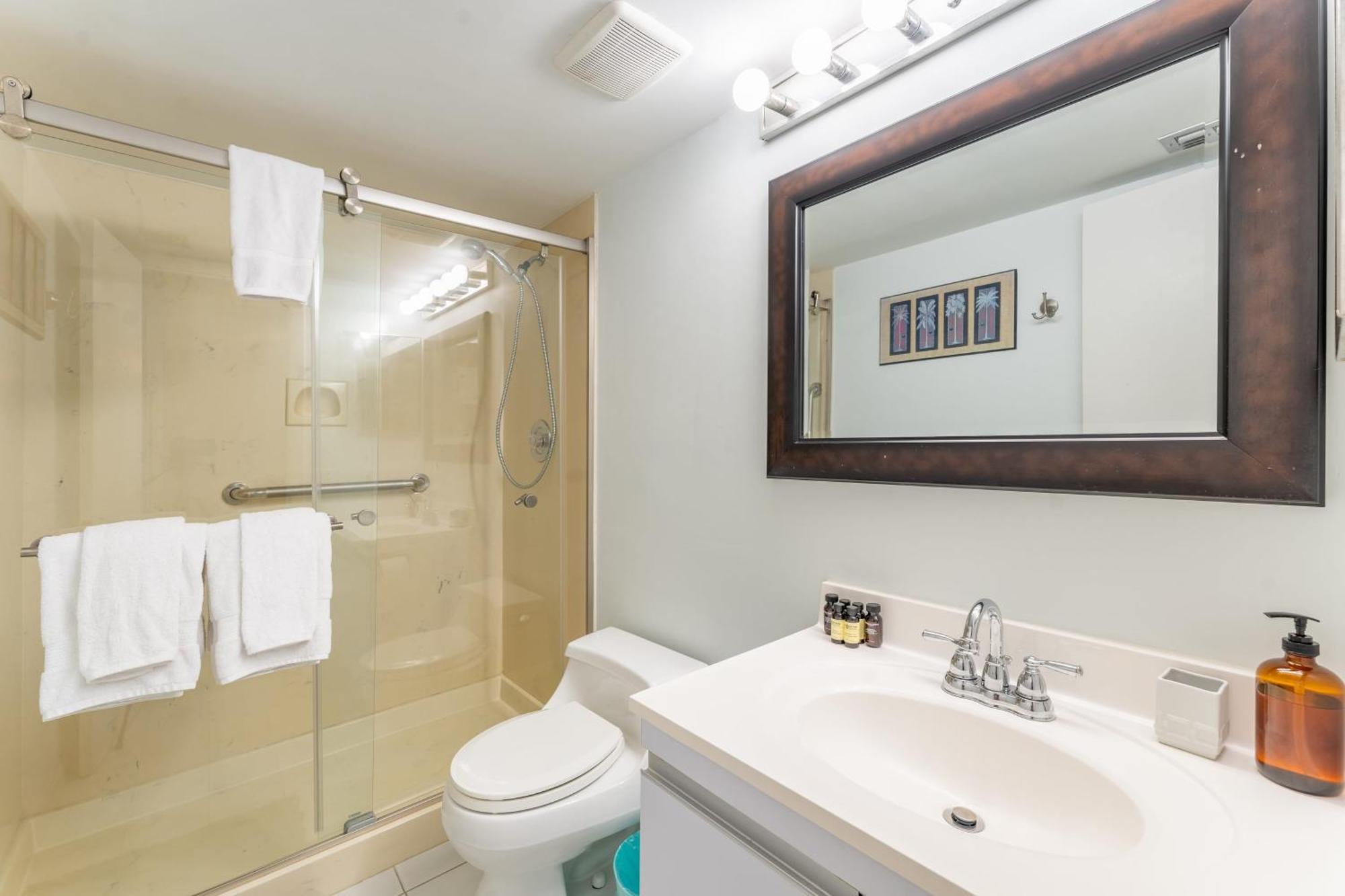 Brisa Del Mar By Avantstay Communal Pool Gated Community Ocean Front Holiday home Key West