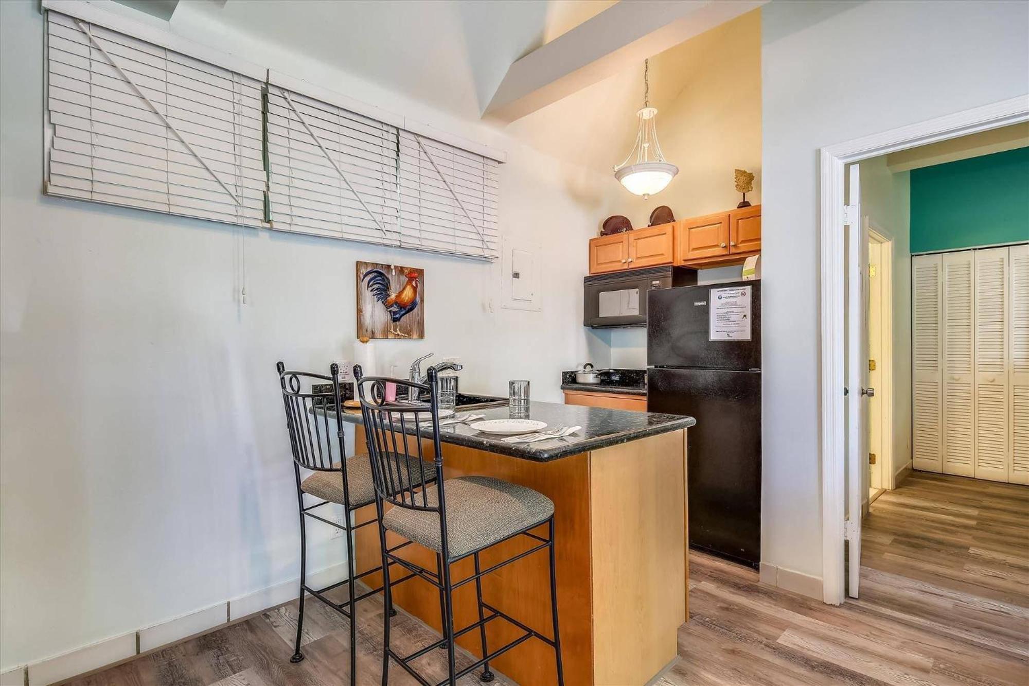 Holiday home Ibis By Avantstay Close To Duval Street W Shared Pool Month Long Only *