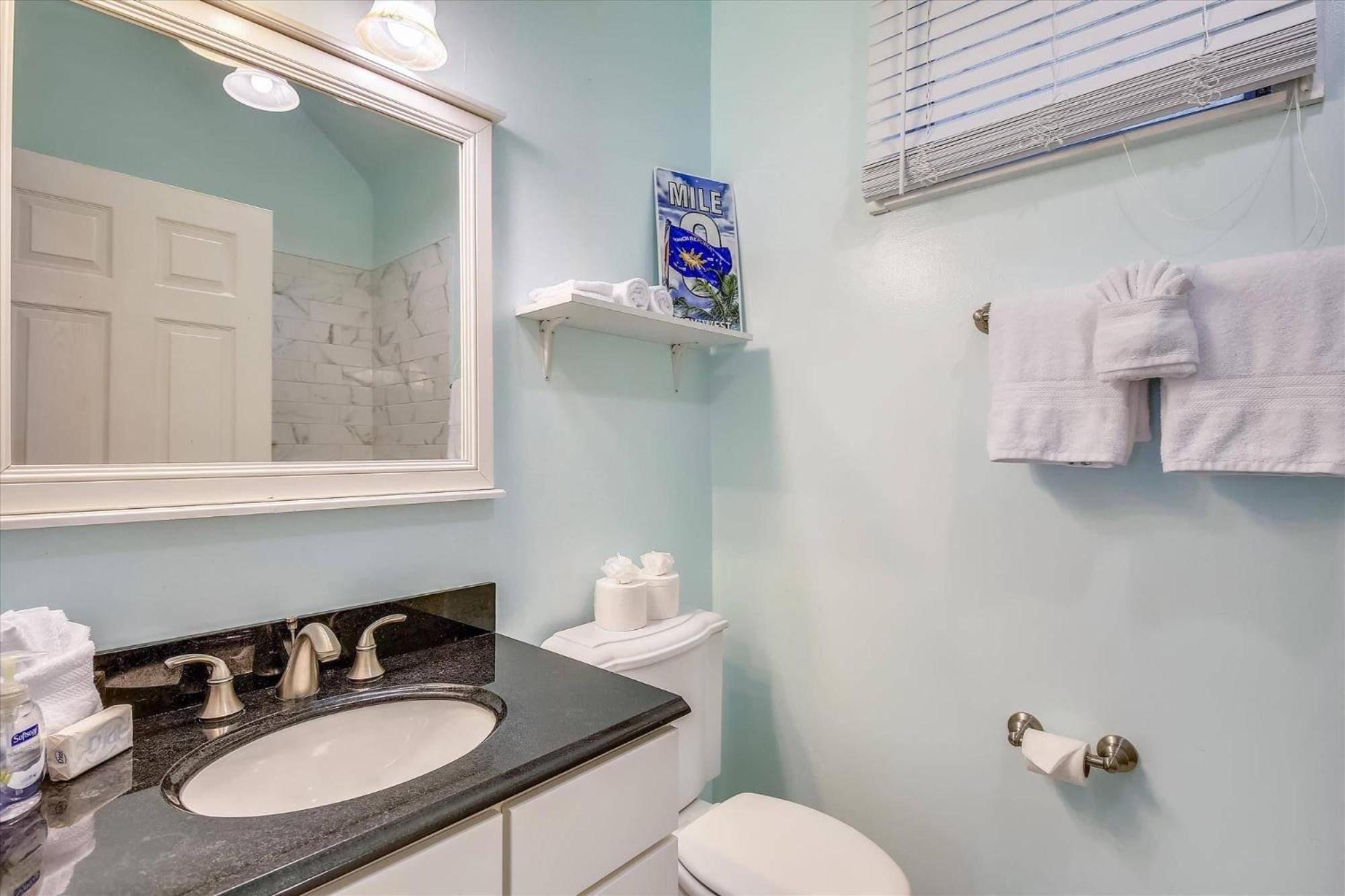 Ibis By Avantstay Close To Duval Street W Shared Pool Month Long Only Holiday home