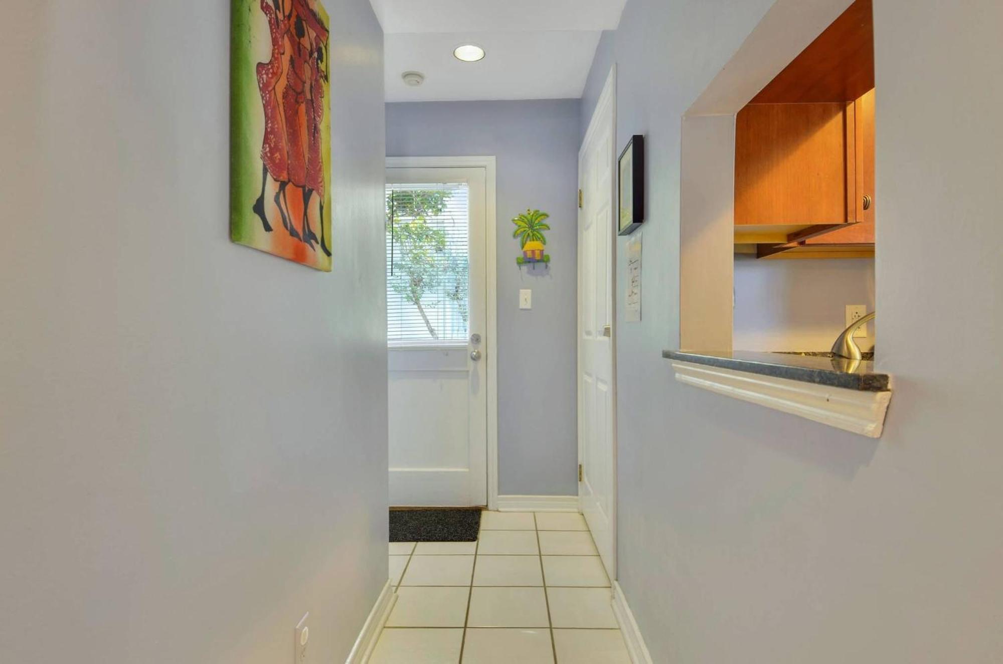 Lavender Jungle By Avantstay Great Location W Patio Shared Pool Week Long Only Key West
