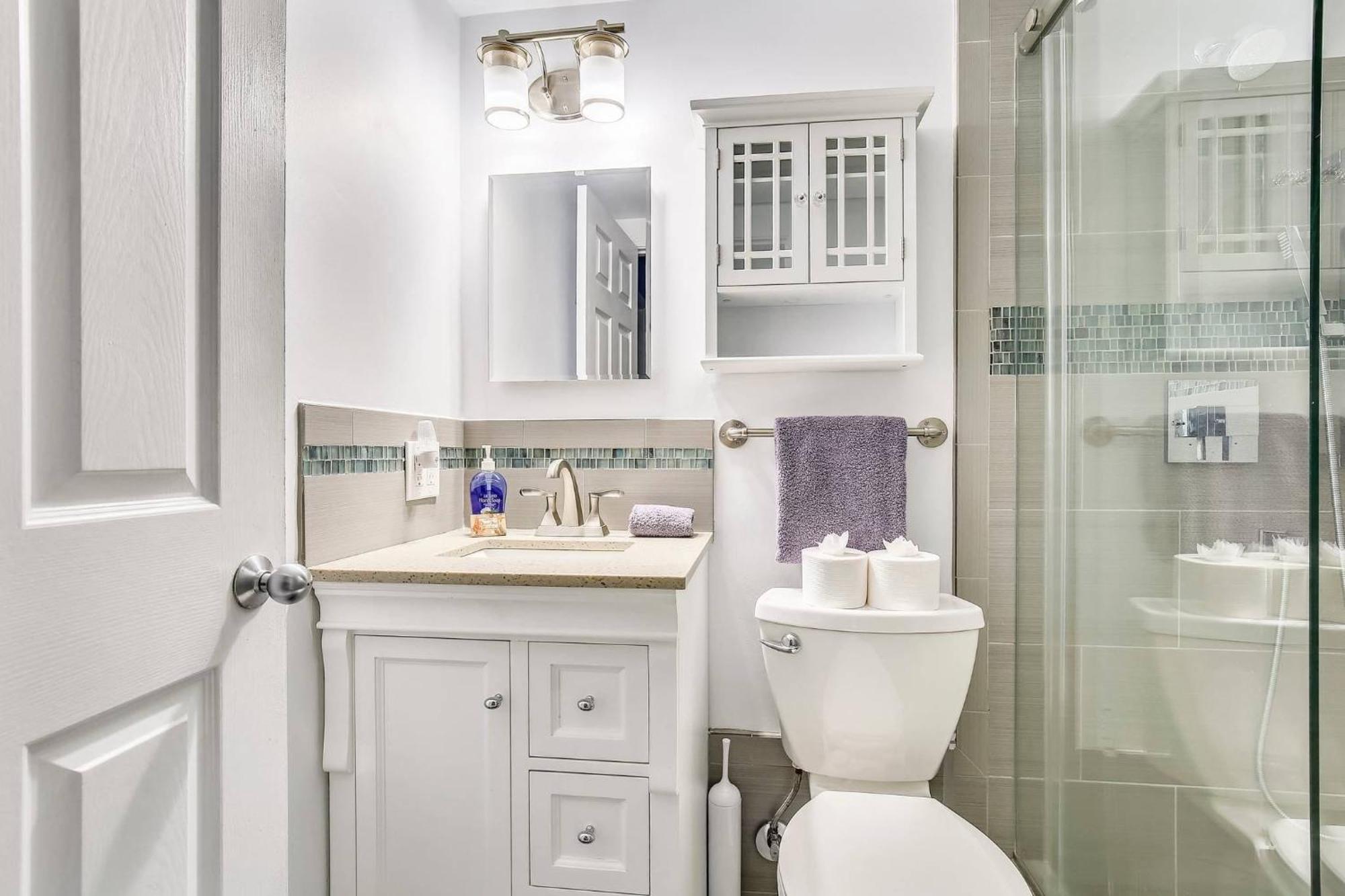 Holiday home Lavender Jungle By Avantstay Great Location W Patio Shared Pool Week Long Only