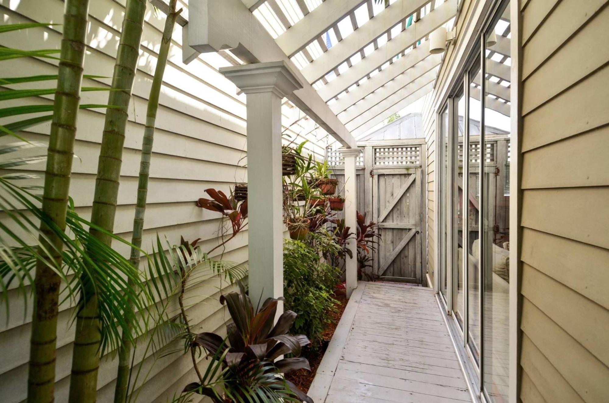 Holiday home Tropical Dreaming By Avantstay 4 Blks To Private Pool *