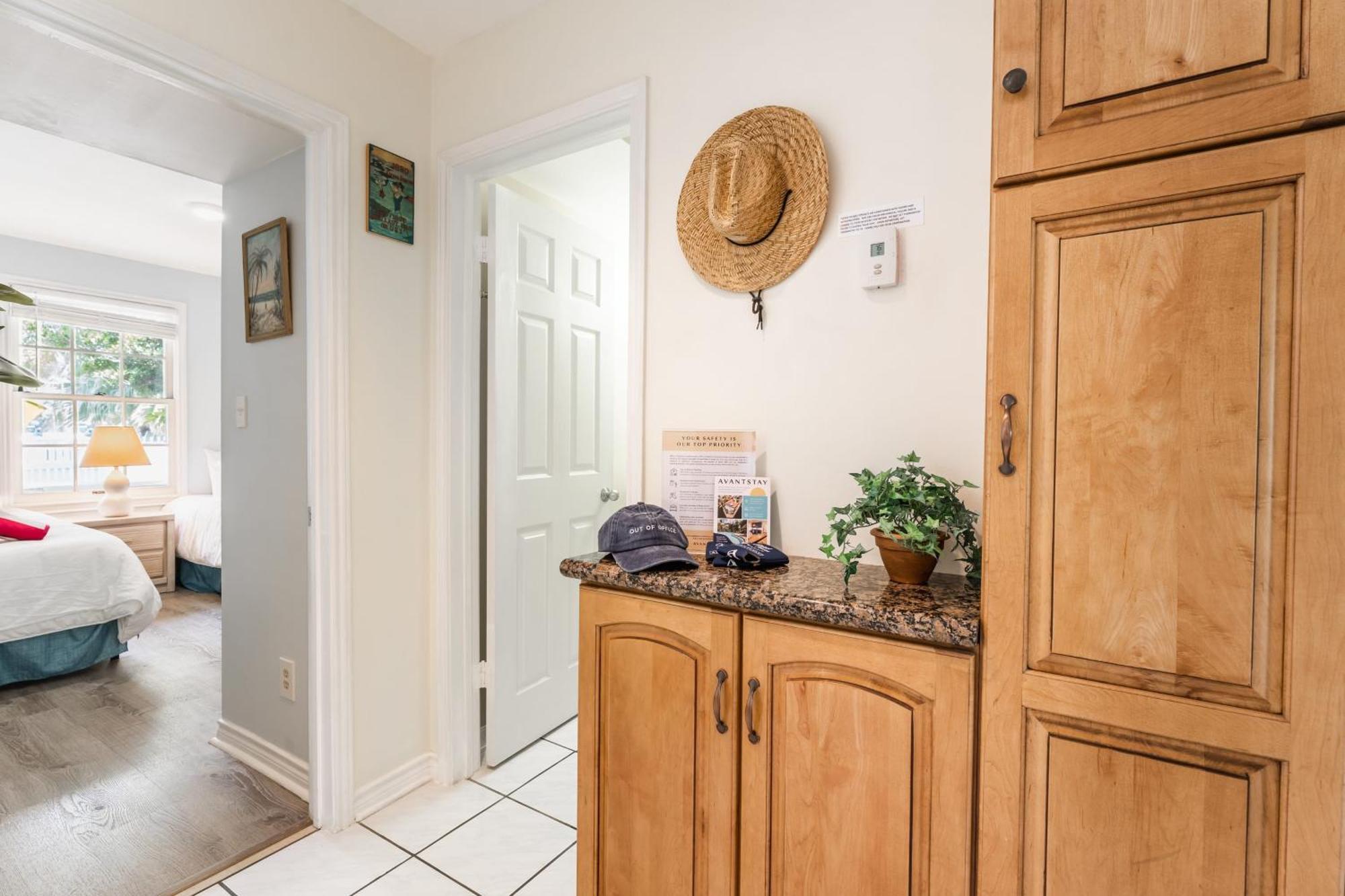 Conch Adventure By Avantstay Great Location W Patio Outdoor Dining And Shared Pool Week Long