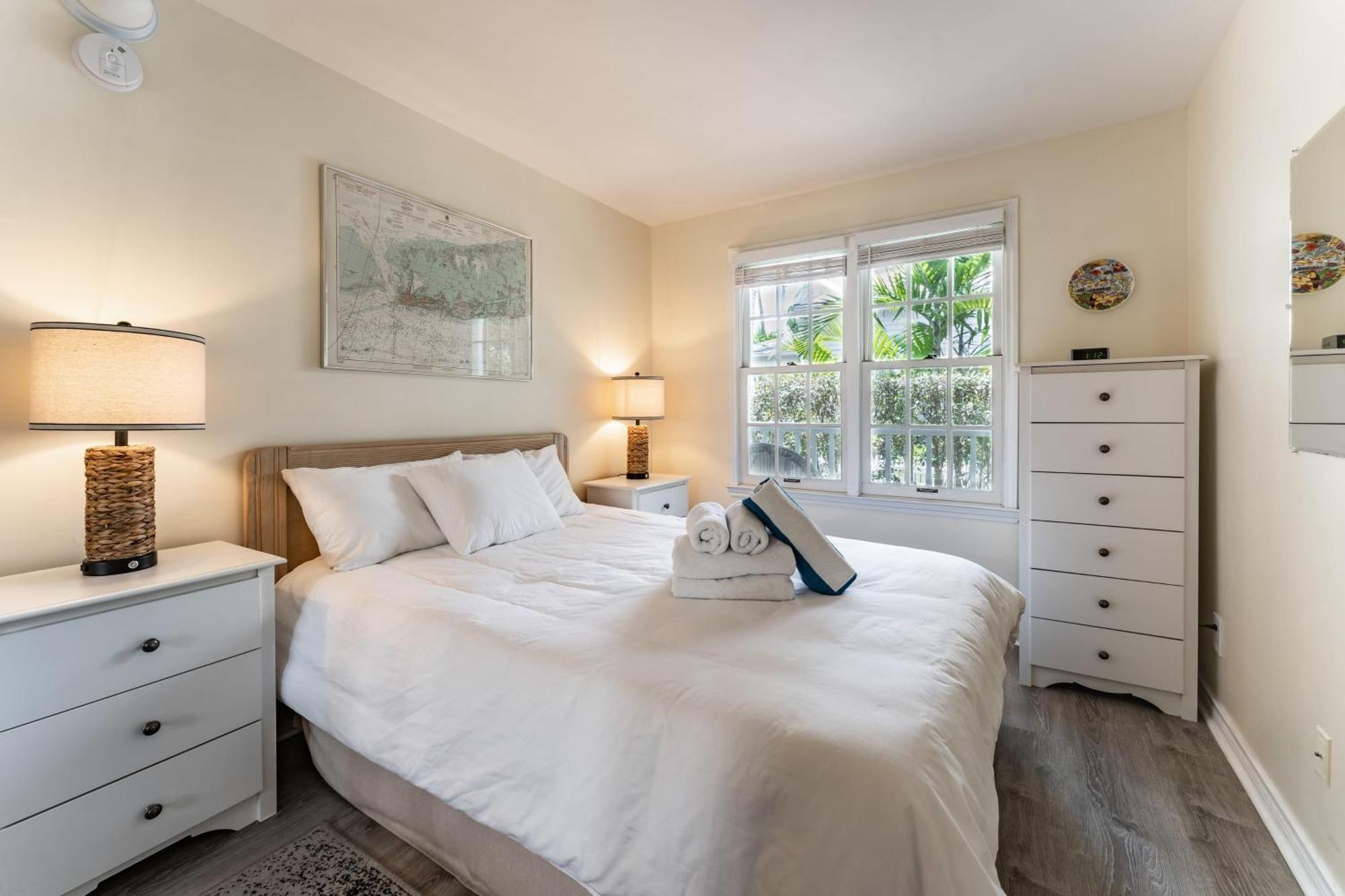 Conch Adventure By Avantstay Great Location W Patio Outdoor Dining And Shared Pool Week Long Holiday home