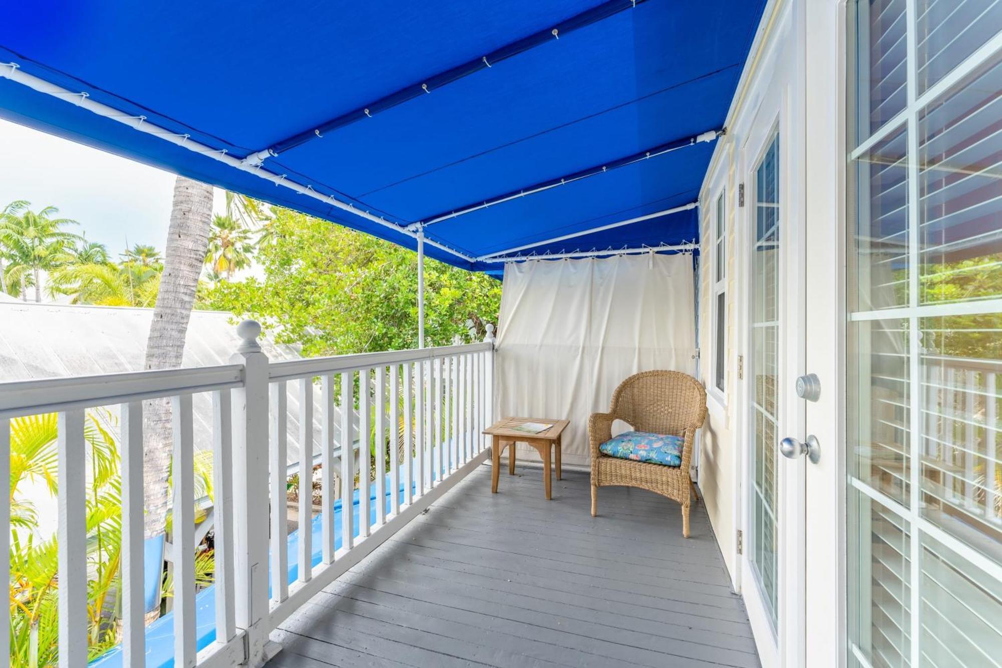 Holiday home A Place In Paradise By Avantstay Walkable W Shared Pool Week Long Only Key West