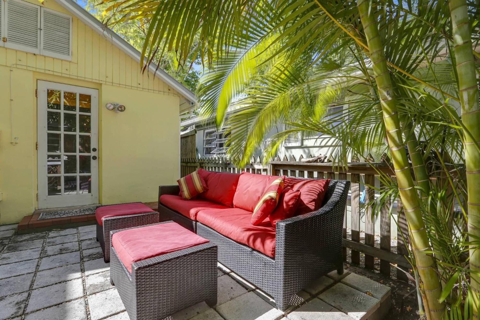 Holiday home La Casita By Avantstay Steps To Duval Street In Month Long Only Key West