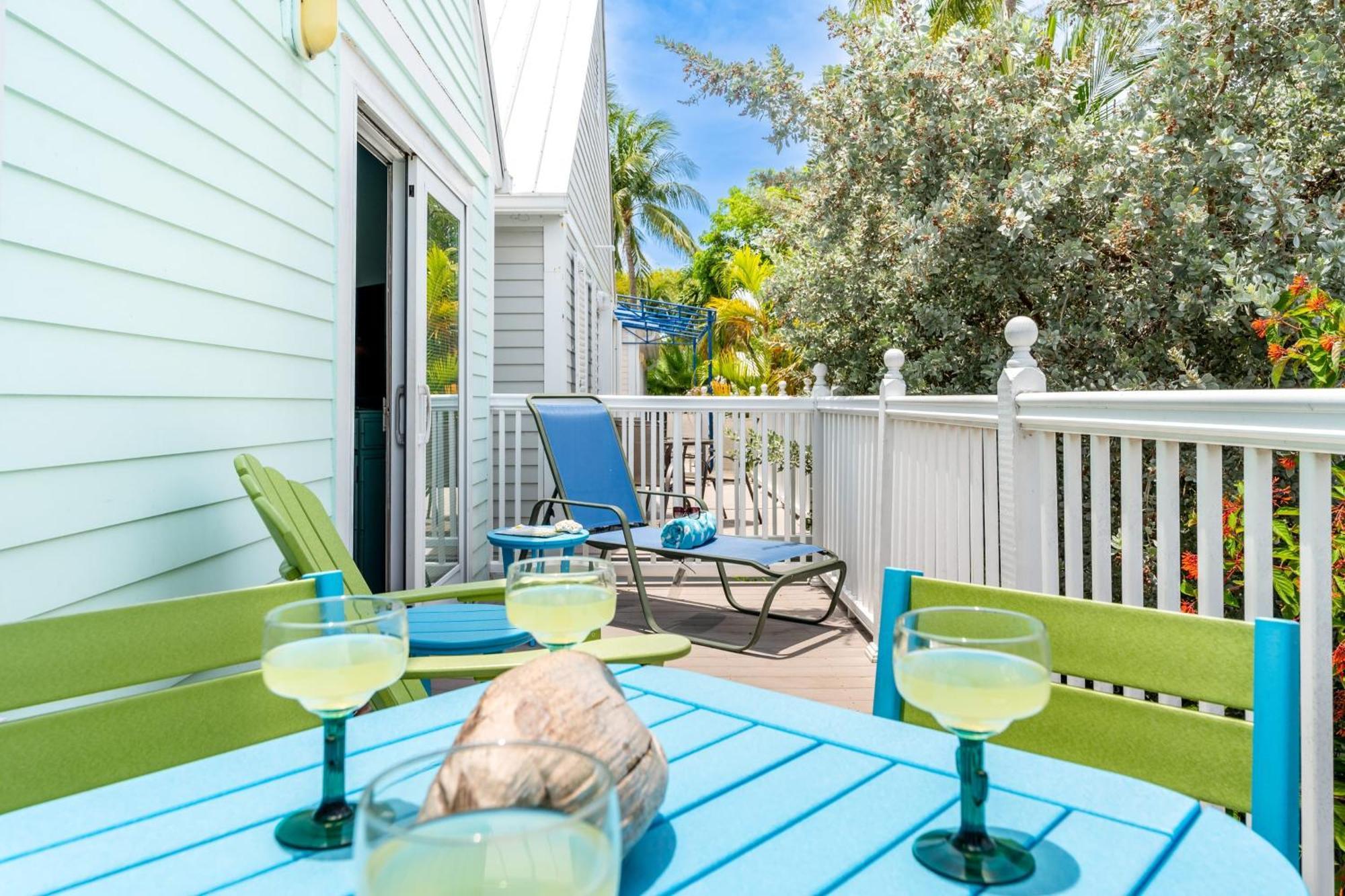 A Siesta Bay By Avantstay Walkable Gated Community Shared Pool Week Long Only Holiday home
