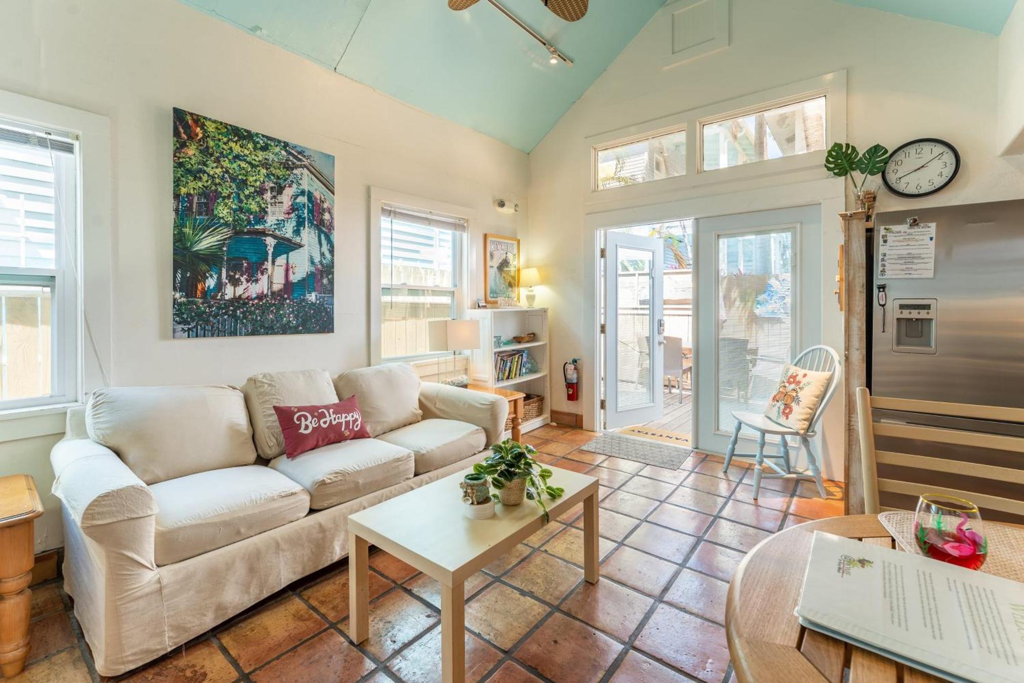 Casita De Catherine By Avantstay 1 Block To Duval St W Hot Tub Key West