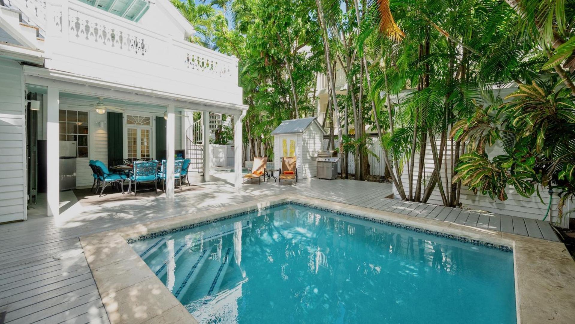 Casa Victoria By Last Key Realty *