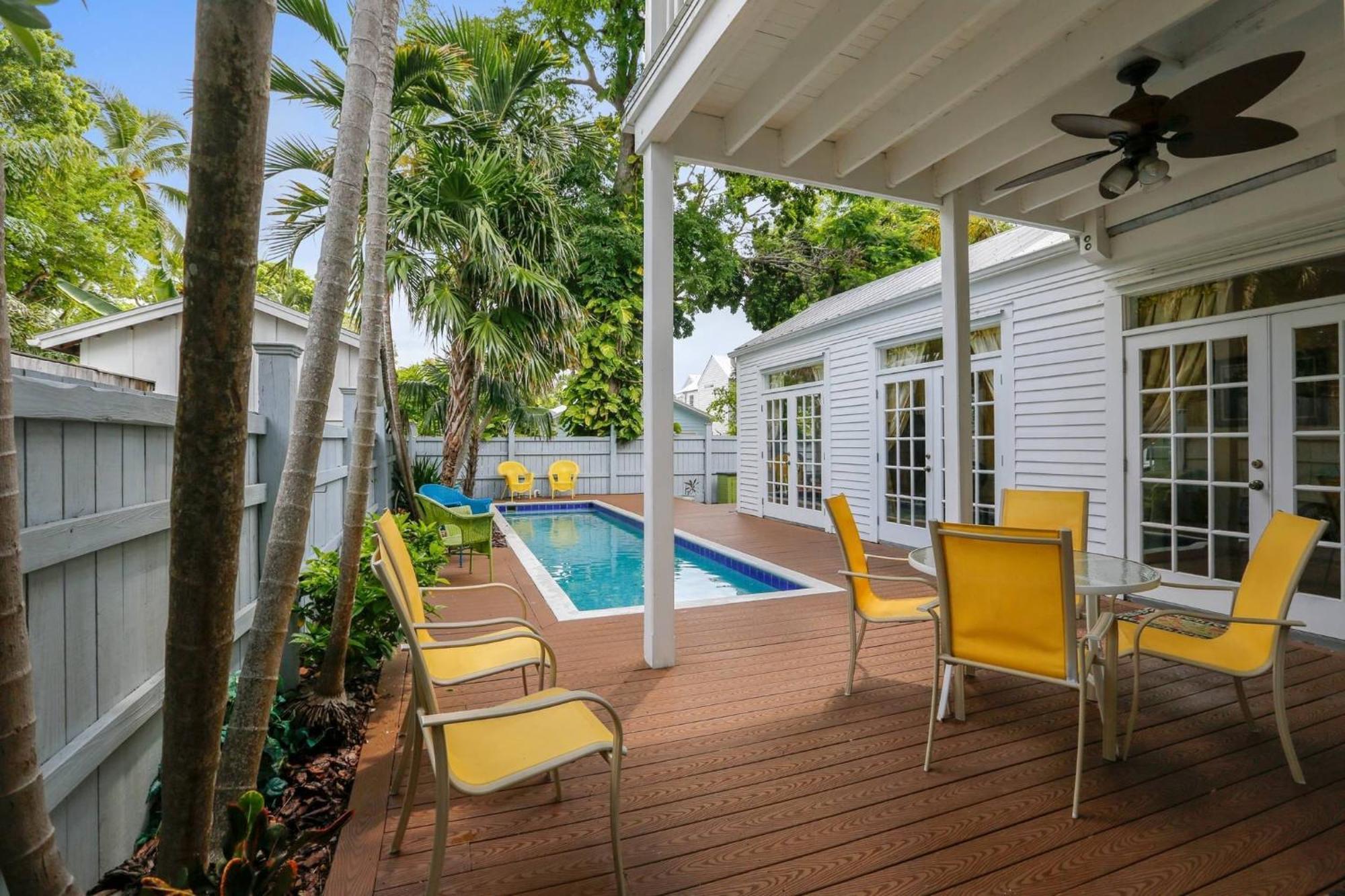 Holiday home Lighthouse By Avantstay Walk To Southernmost Point W Private Pool Patio Month Long