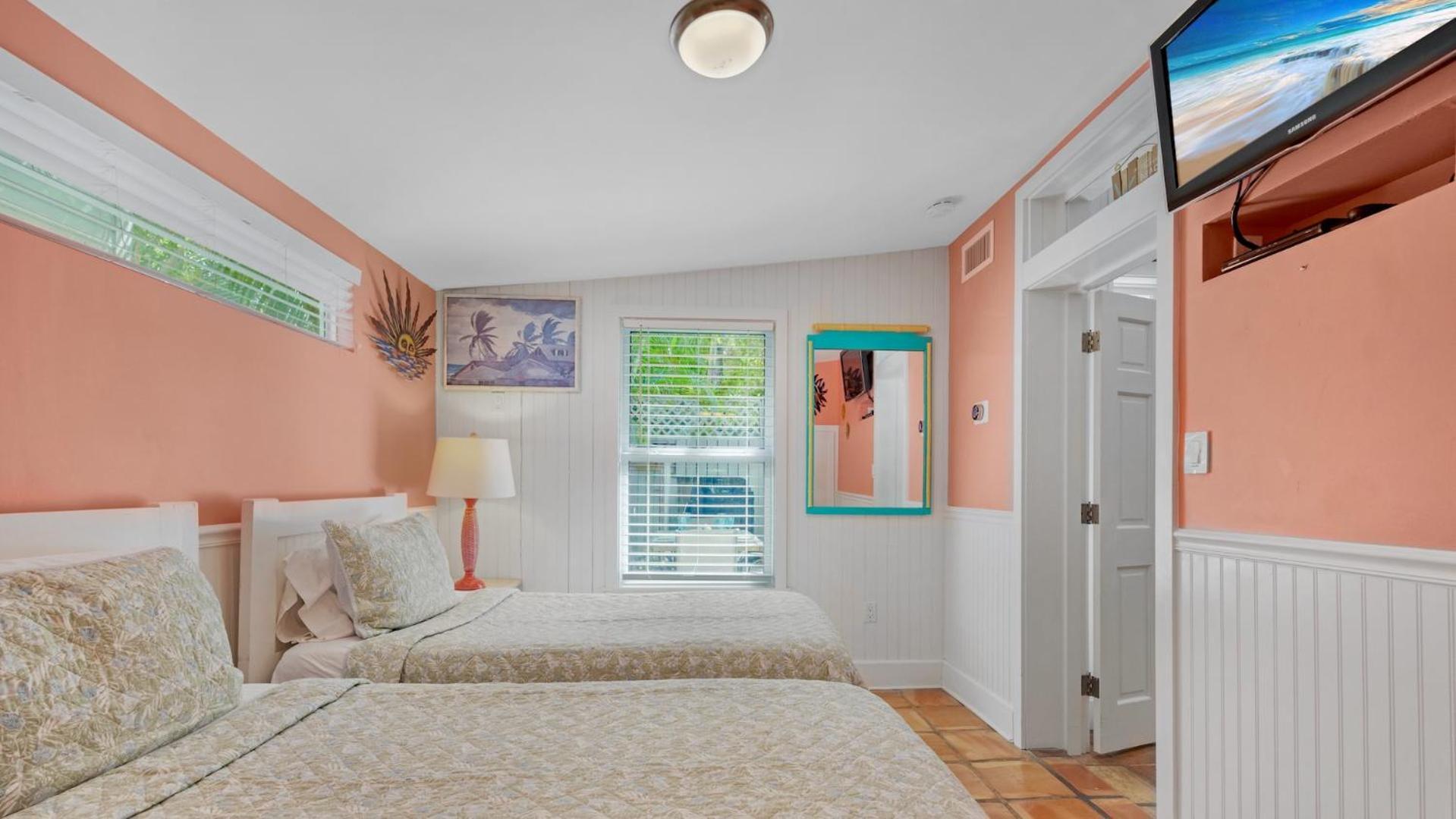 Americana Tropicale By Last Key Realty *