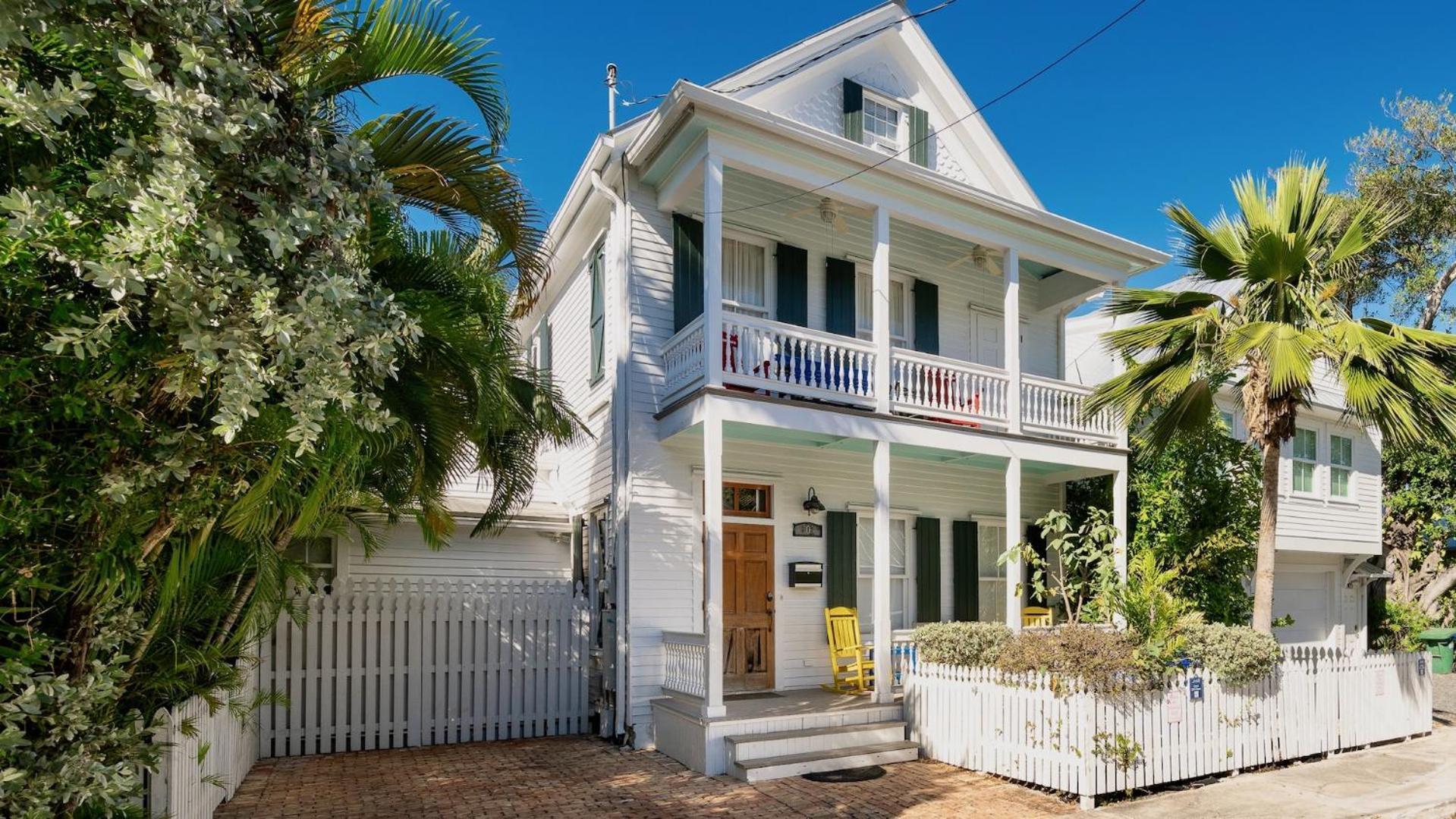 Casa Oliviana By Last Key Realty Key West