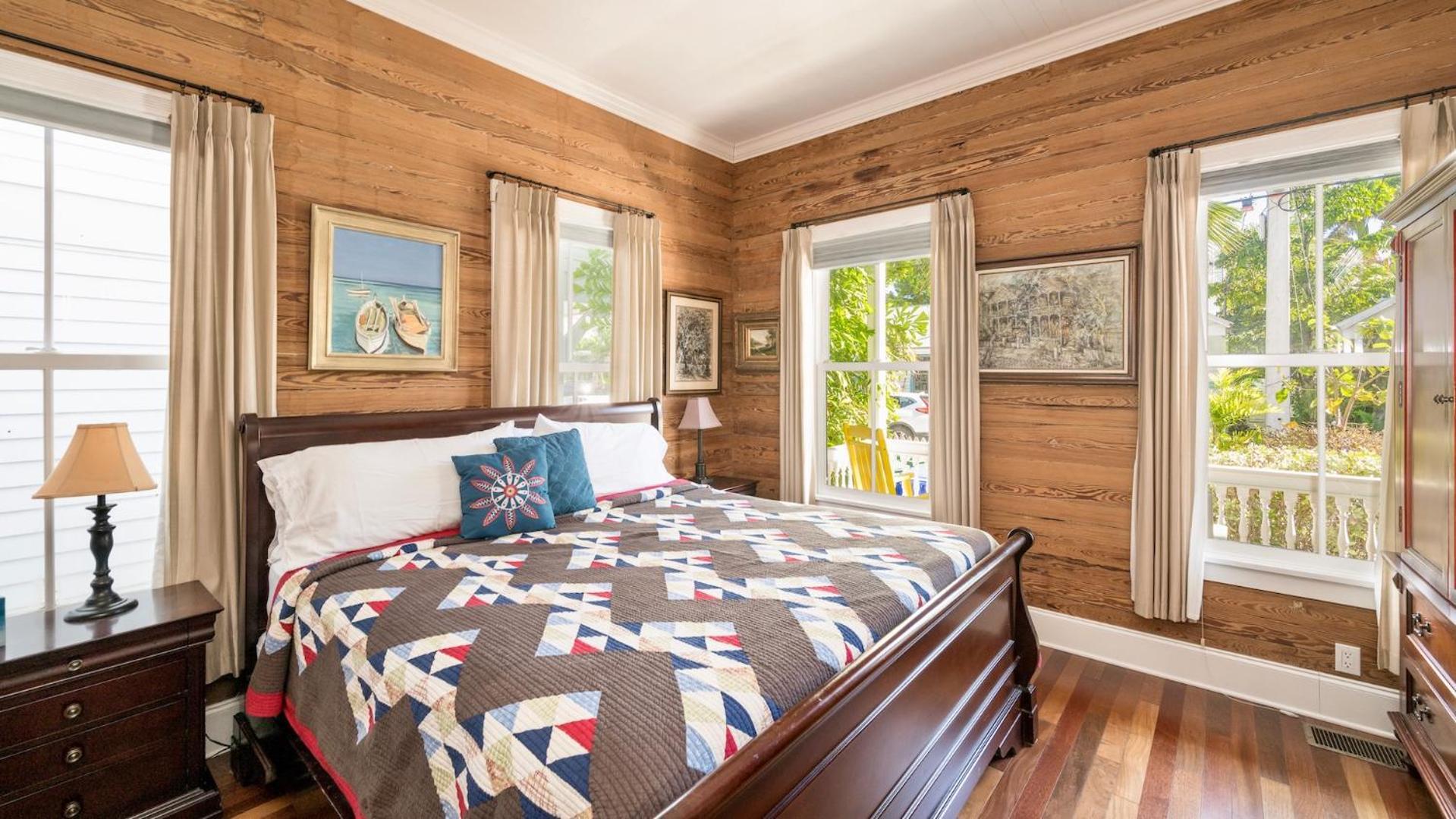 Casa Oliviana By Last Key Realty Key West