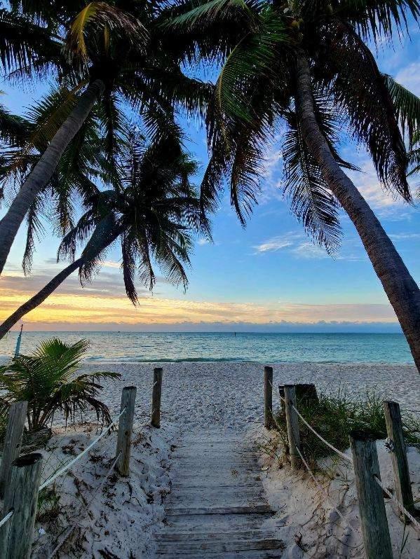Tranquility By The * Key West