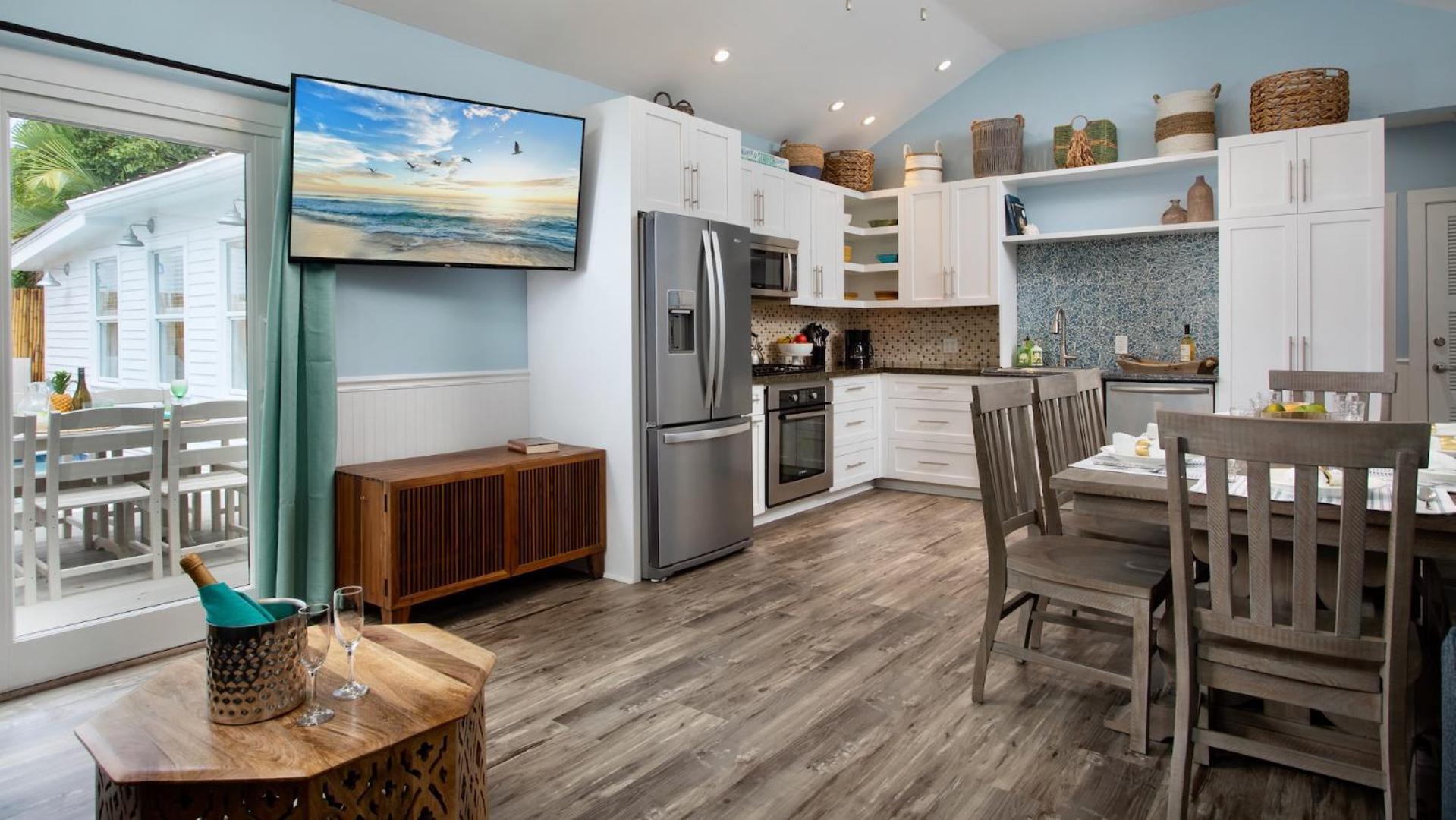 The Duke And The Queen By Last Key Realty *