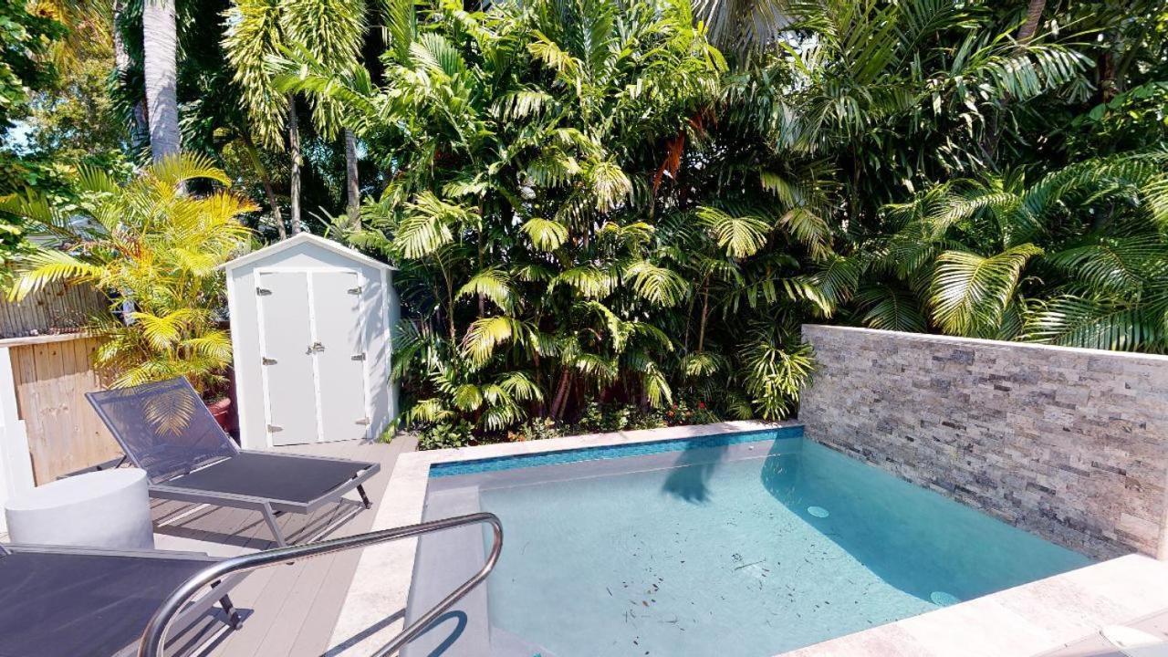 Shady Palms * Key West