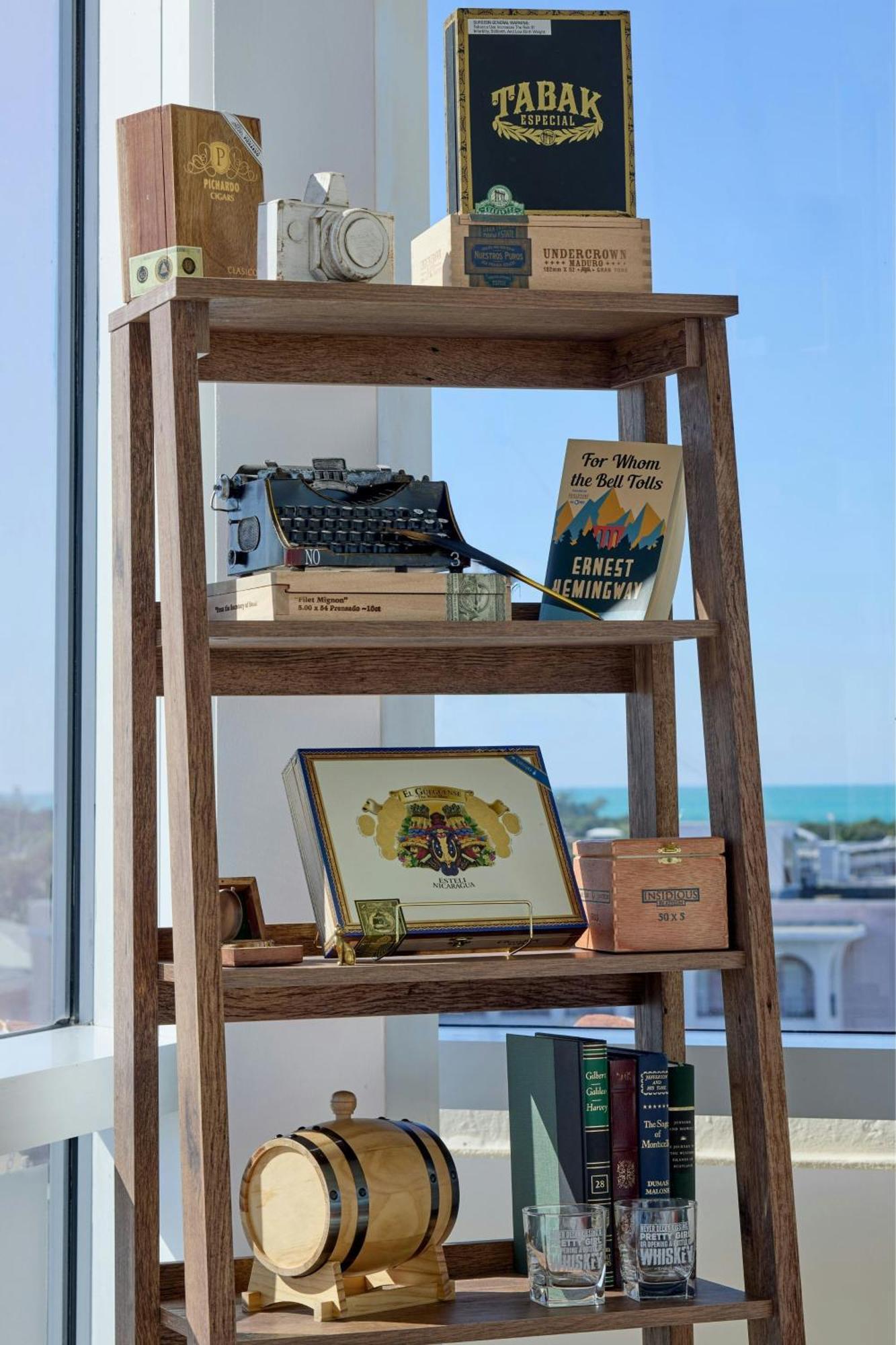 Resort La Concha Key West, Autograph Collection