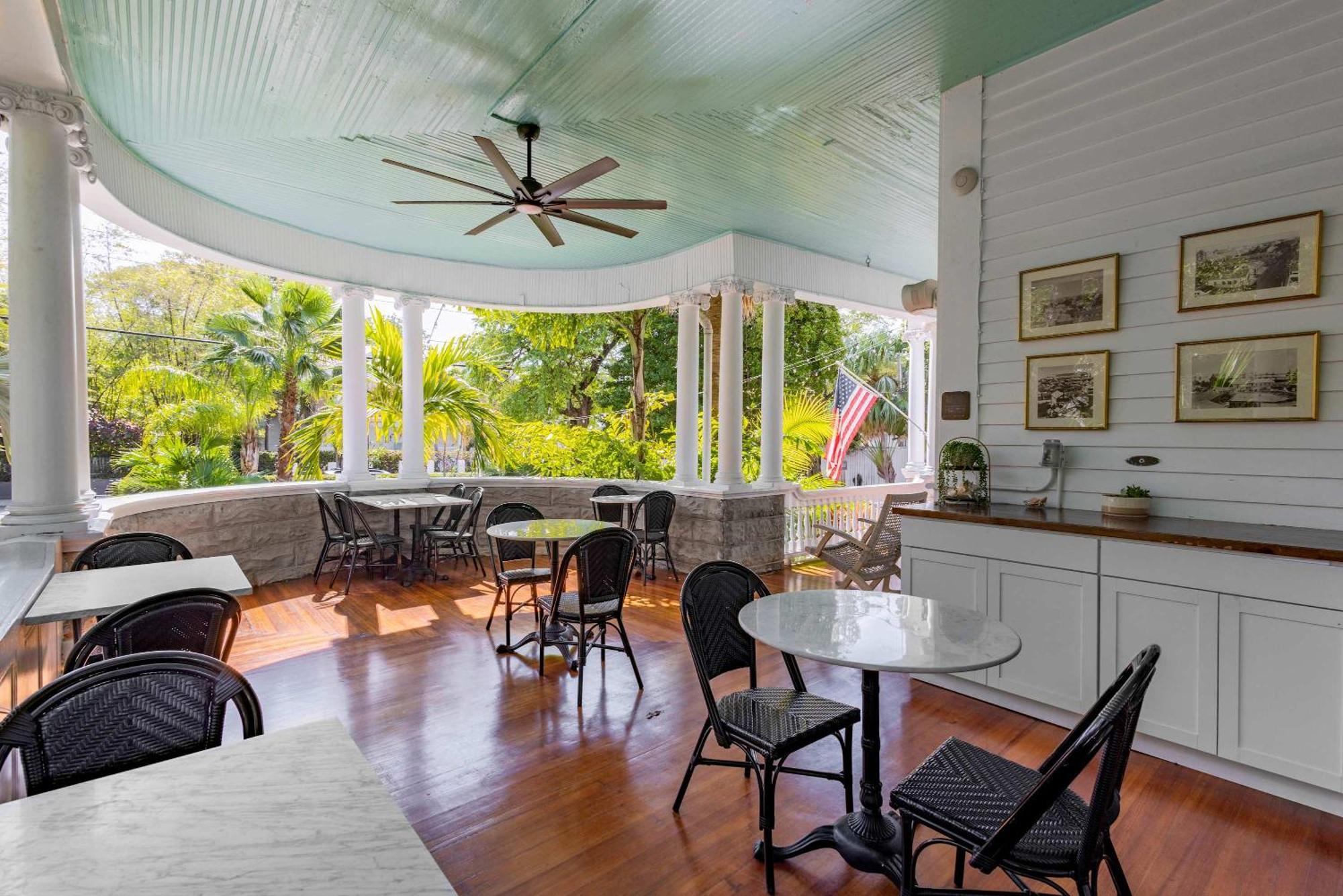Deluxe King - Curry Mansion With Pool! Inn Key West