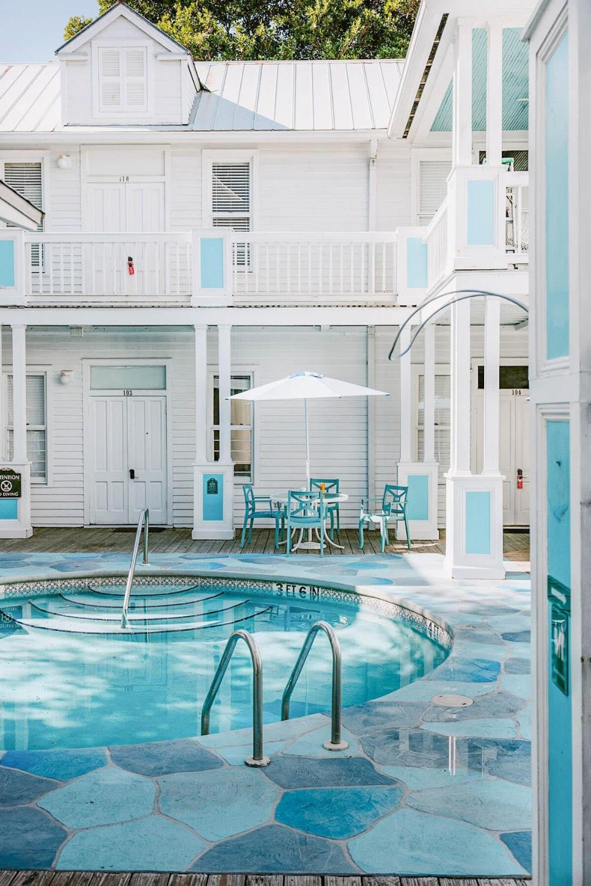 Inn Deluxe King - Curry Mansion With Pool! Key West