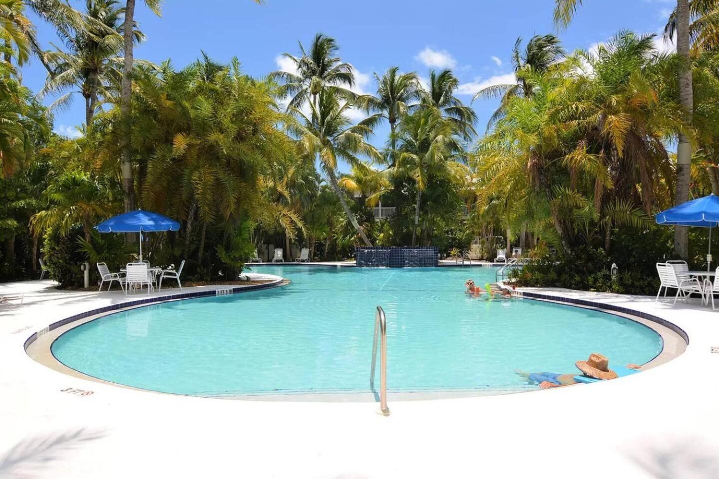 Joan's Caribbean Hideaway Key West