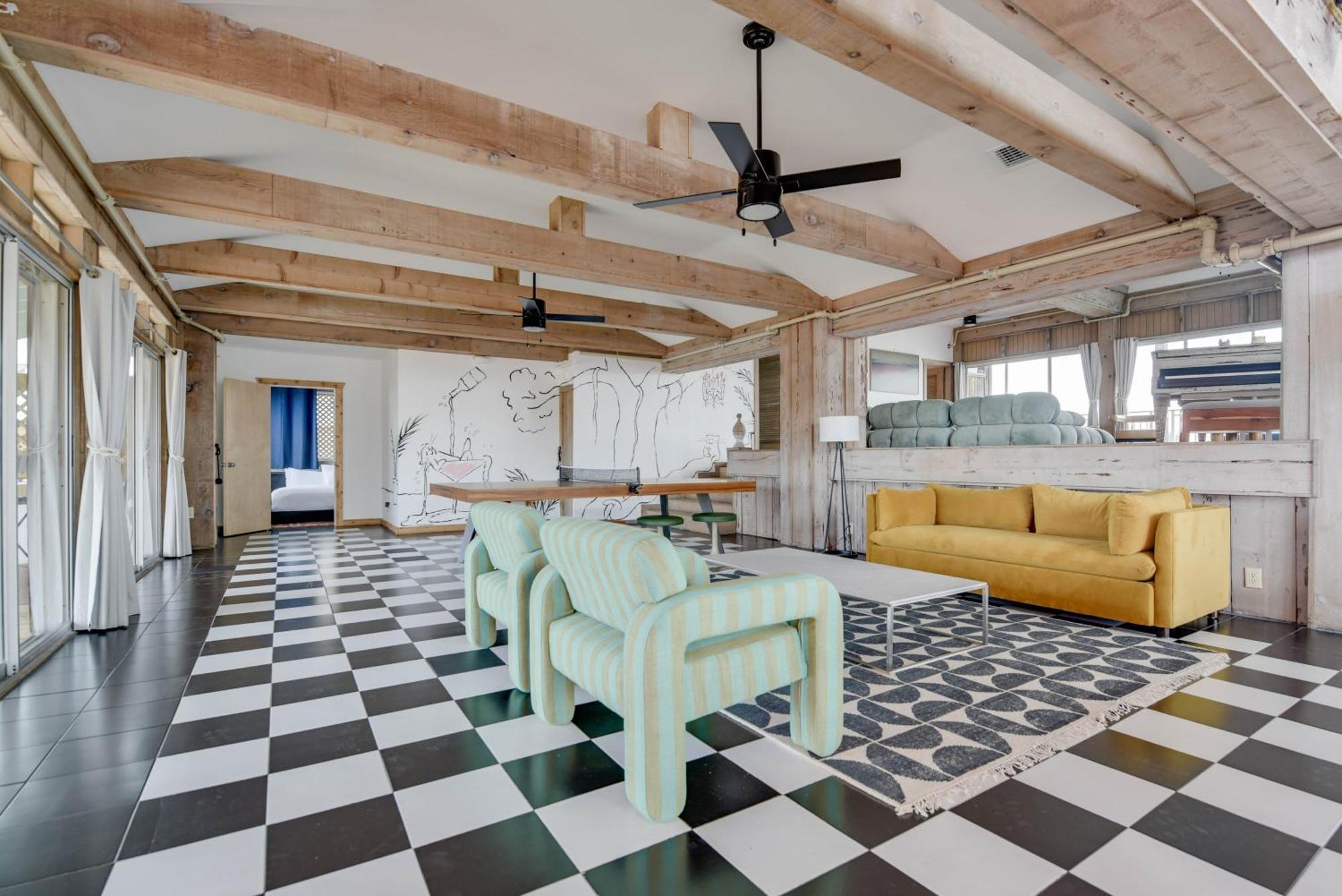 Apartment New Kamp - Rooftop Penthouse *