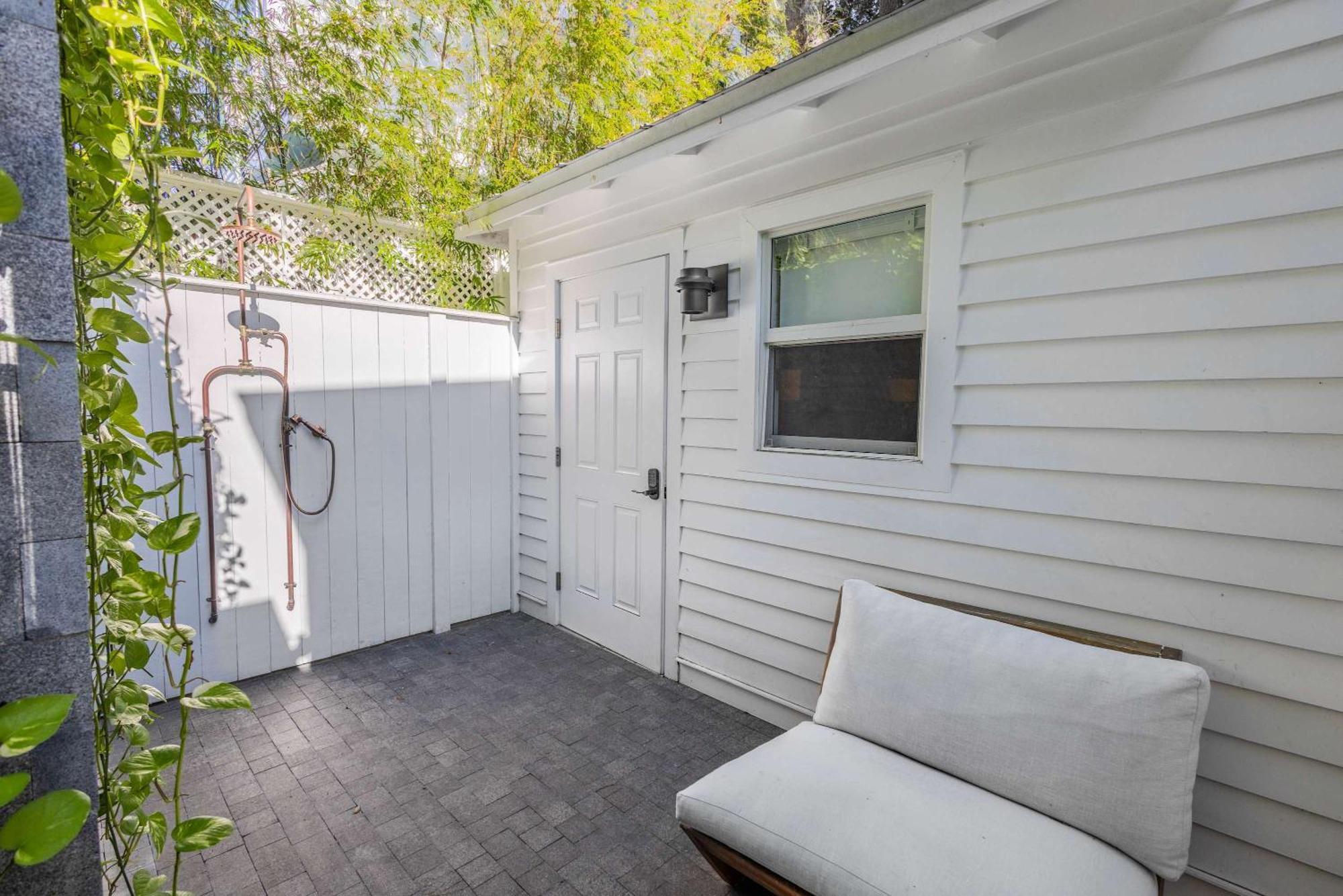 Inn Carriage House At Grand Maloney