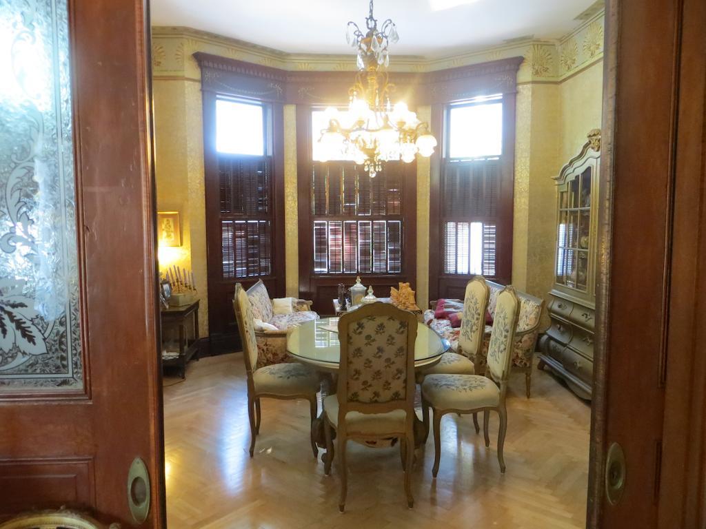 Amsterdam's Curry Mansion Bed & Breakfast Key West