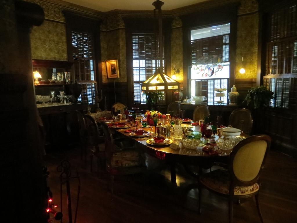 Amsterdam's Curry Mansion Bed & Breakfast Key West