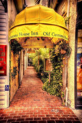 Smallest Bar 3* Key West