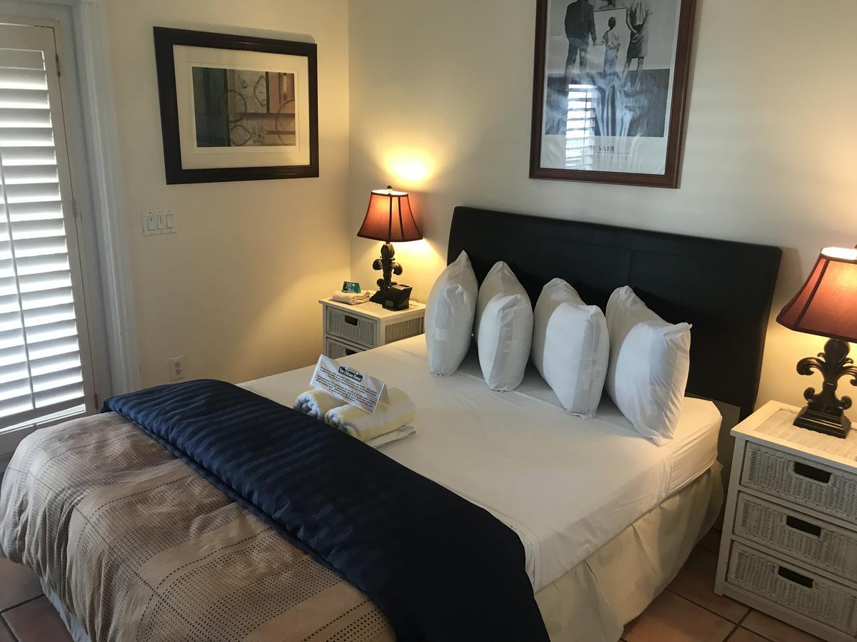 Guest house New Orleans House - Gay Male Adult Key West